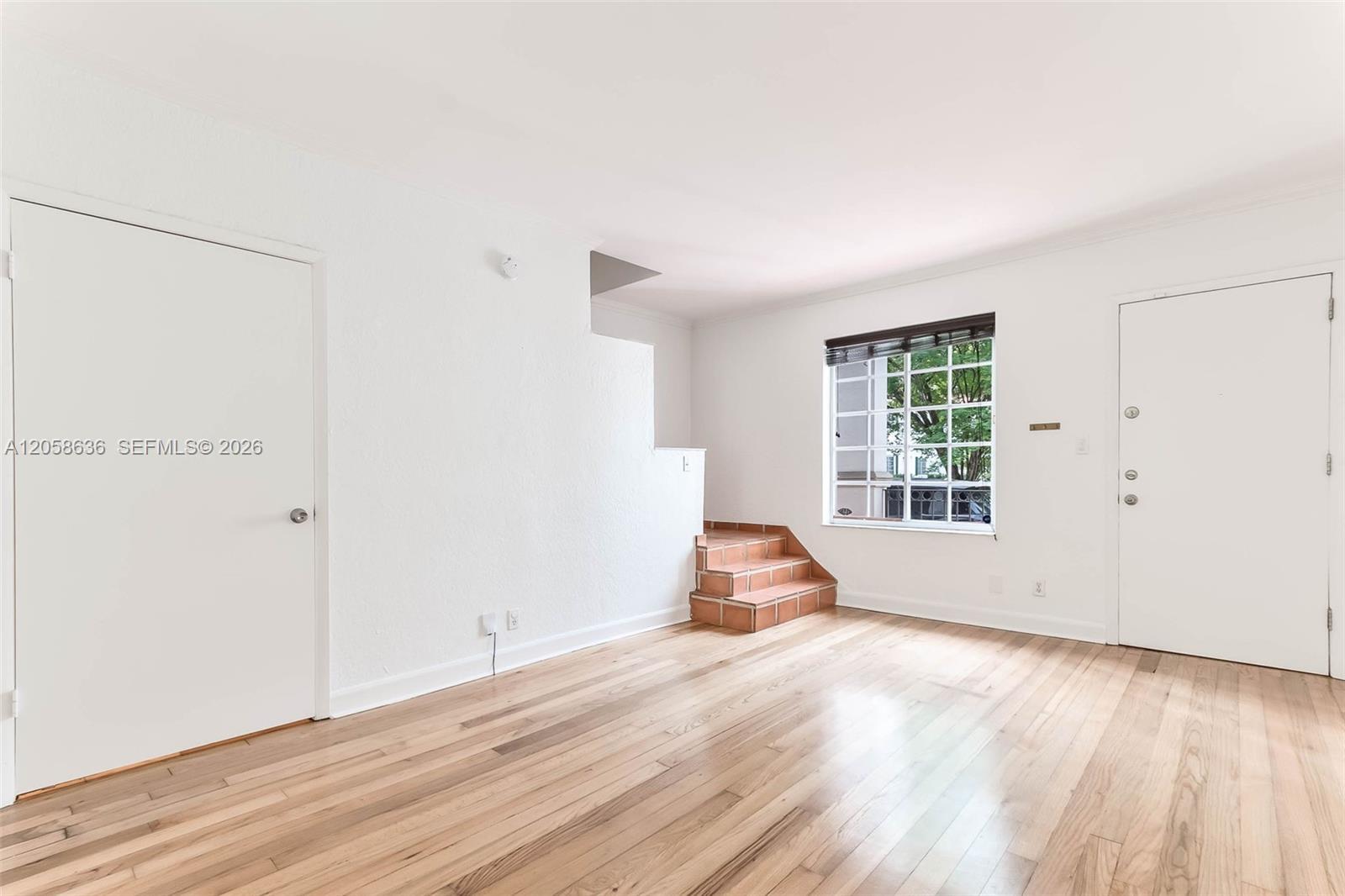 21 Madeira Ave # 18, Coral Gables FL 33134 photo 3