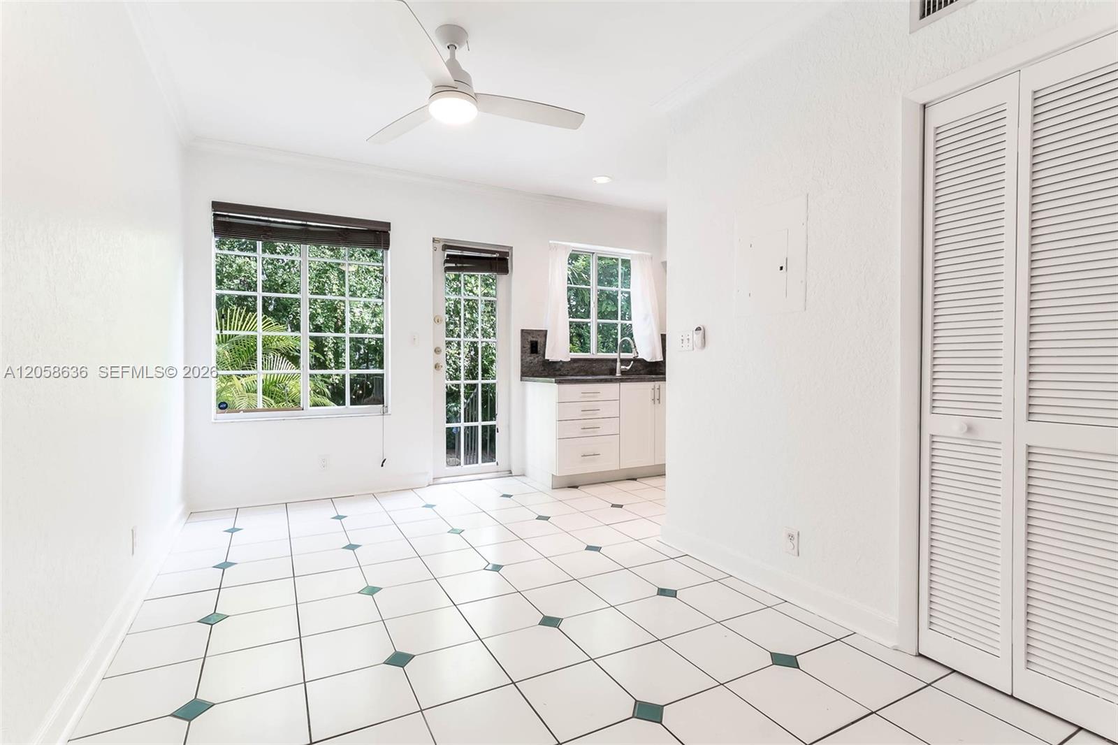 21 Madeira Ave # 18, Coral Gables FL 33134 photo 4
