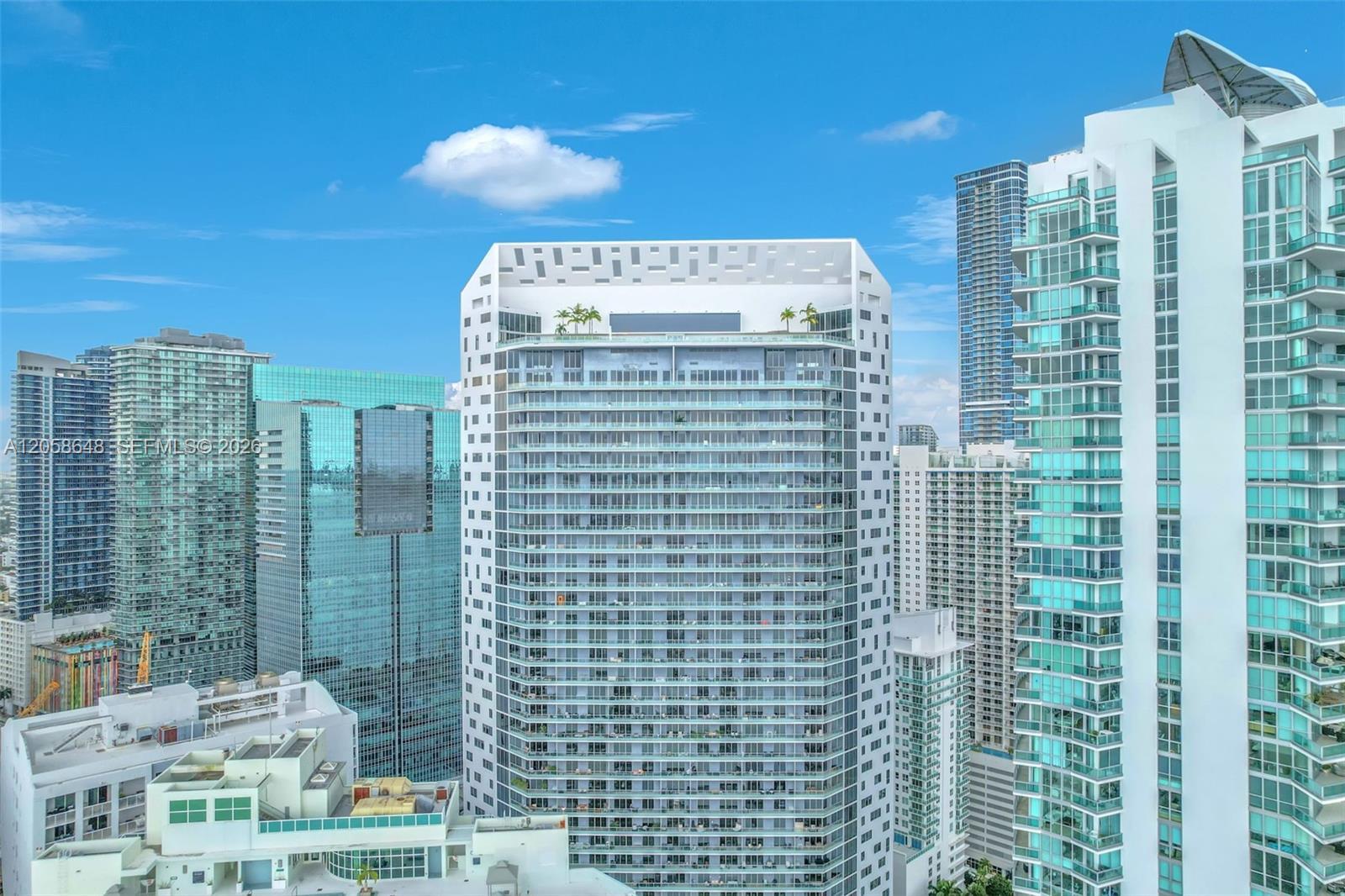 1300 Brickell Bay Dr # 2005, Miami FL 33131 photo 2