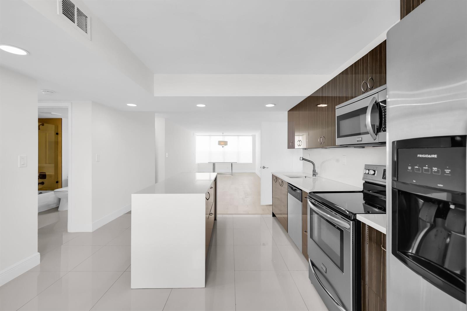 2768 Carambola Circle S # 501, Coconut Creek FL 33066 photo 3