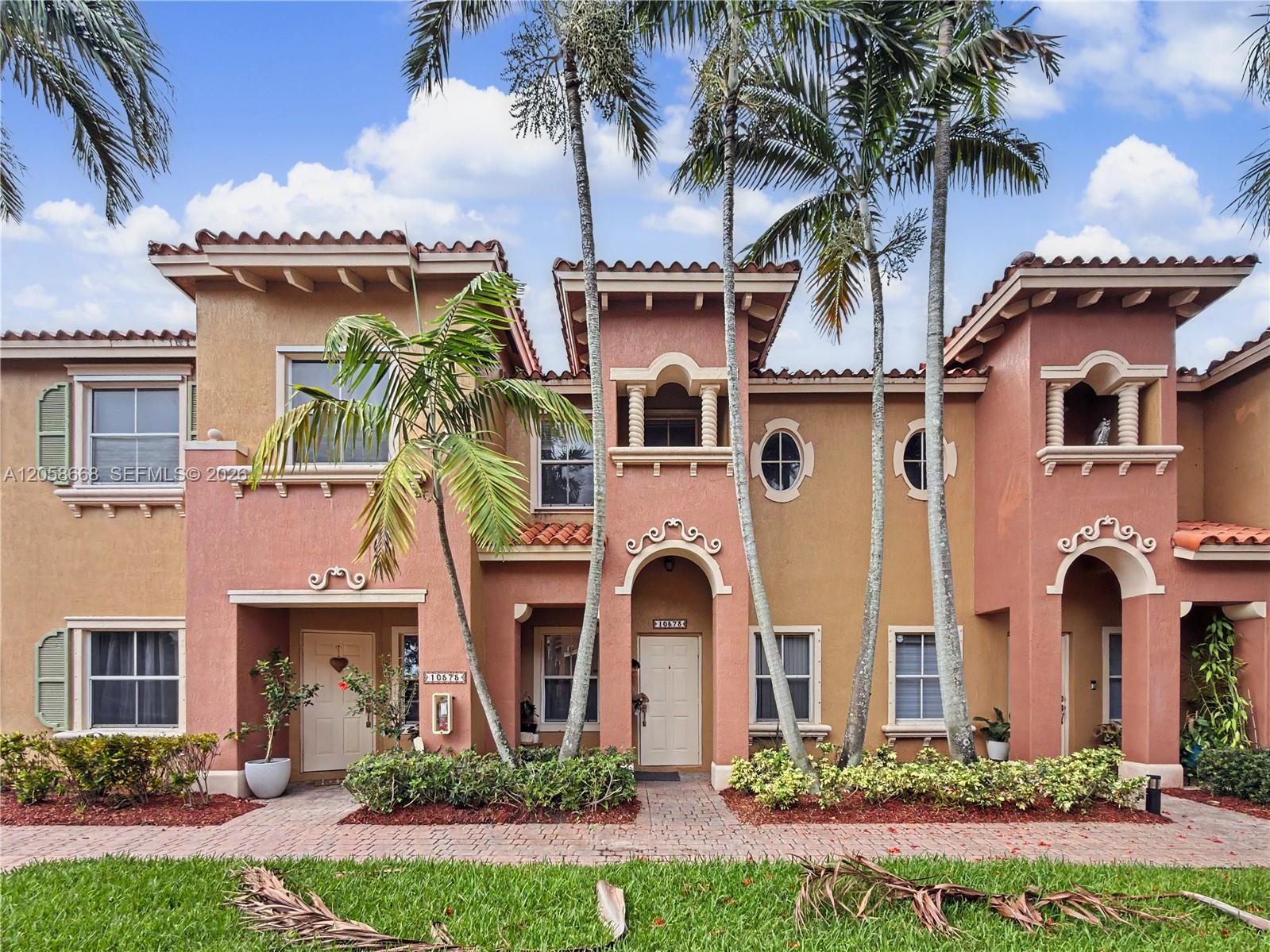 10573 SW 6th St # 1206, Pembroke Pines FL 33025