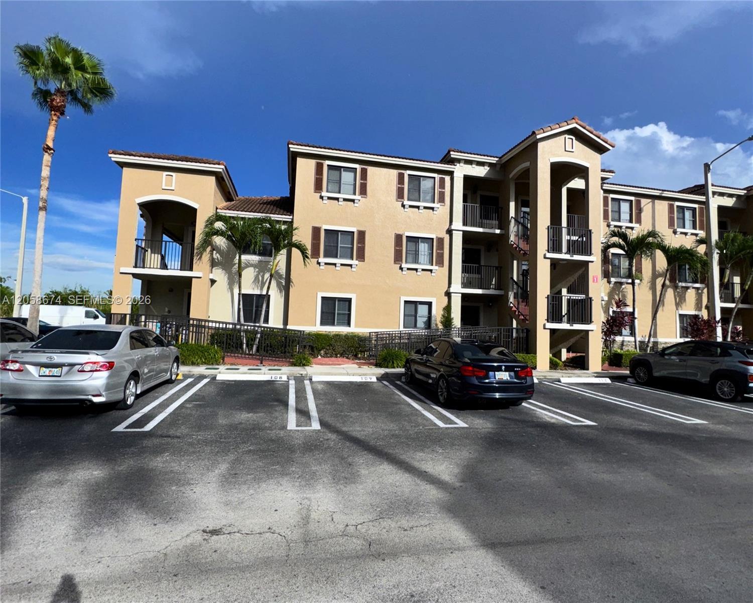 22441 SW 88th Pl # 5, Cutler Bay FL 33190 photo 2