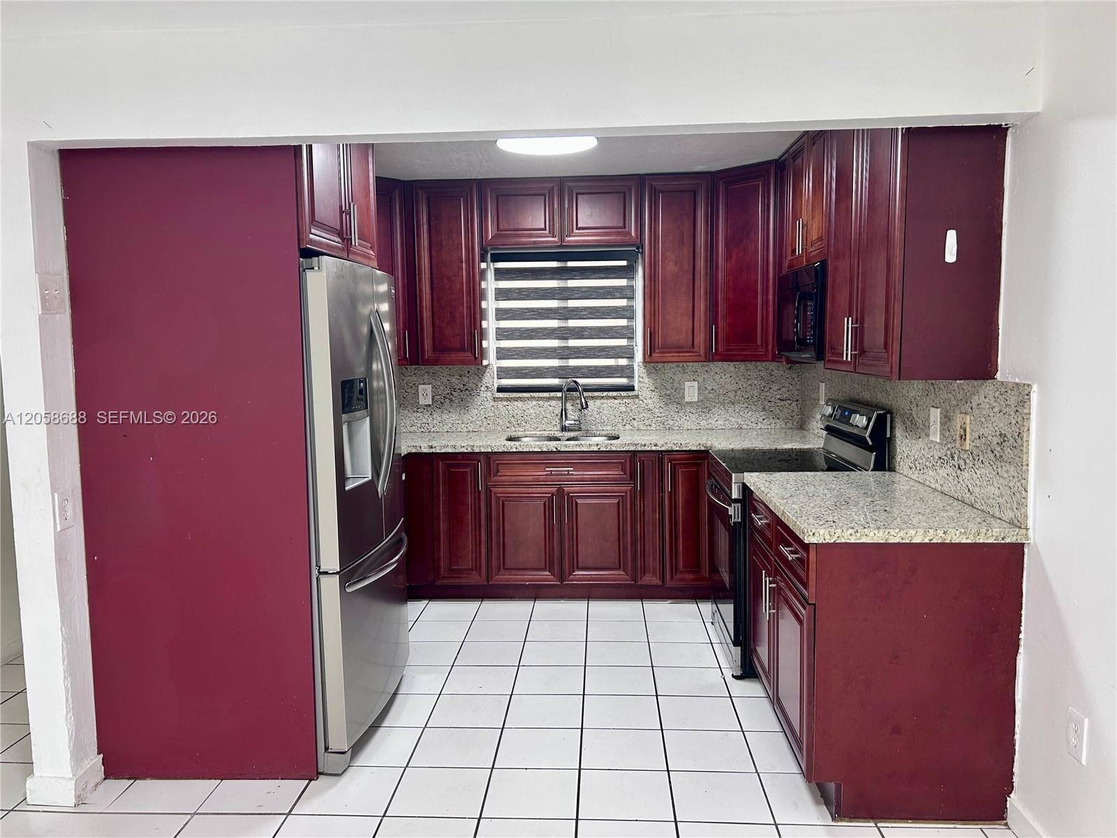 2925 W 80th St # 109, Hialeah FL 33018 photo 2