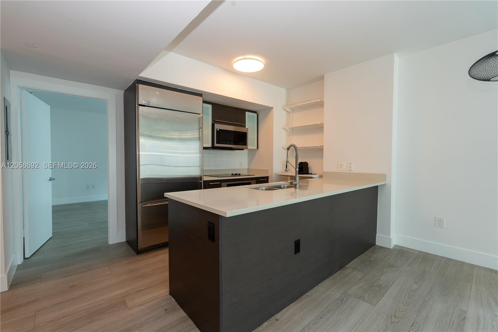 500 Brickell Ave # 1407, Miami FL 33131 photo 3