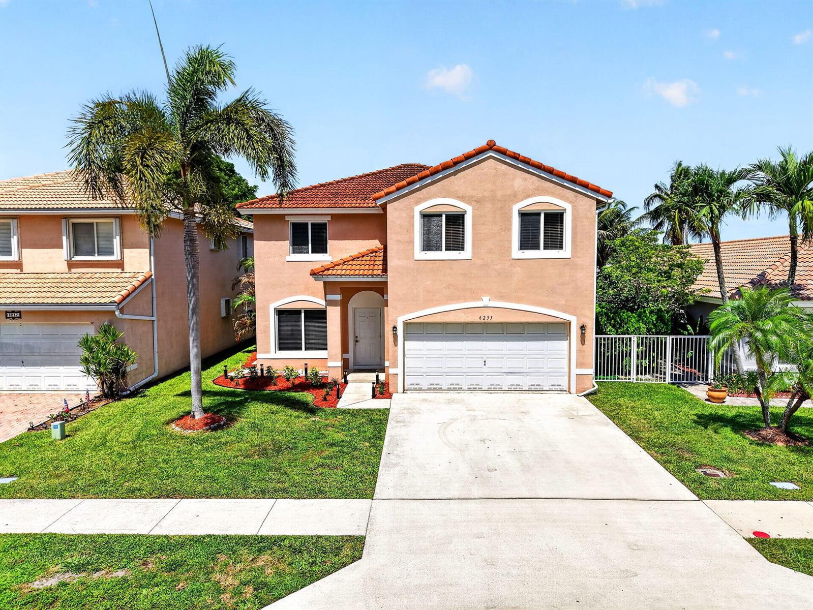 6233 WILLOUGHBY Circle, Lake Worth FL 33463 photo 2