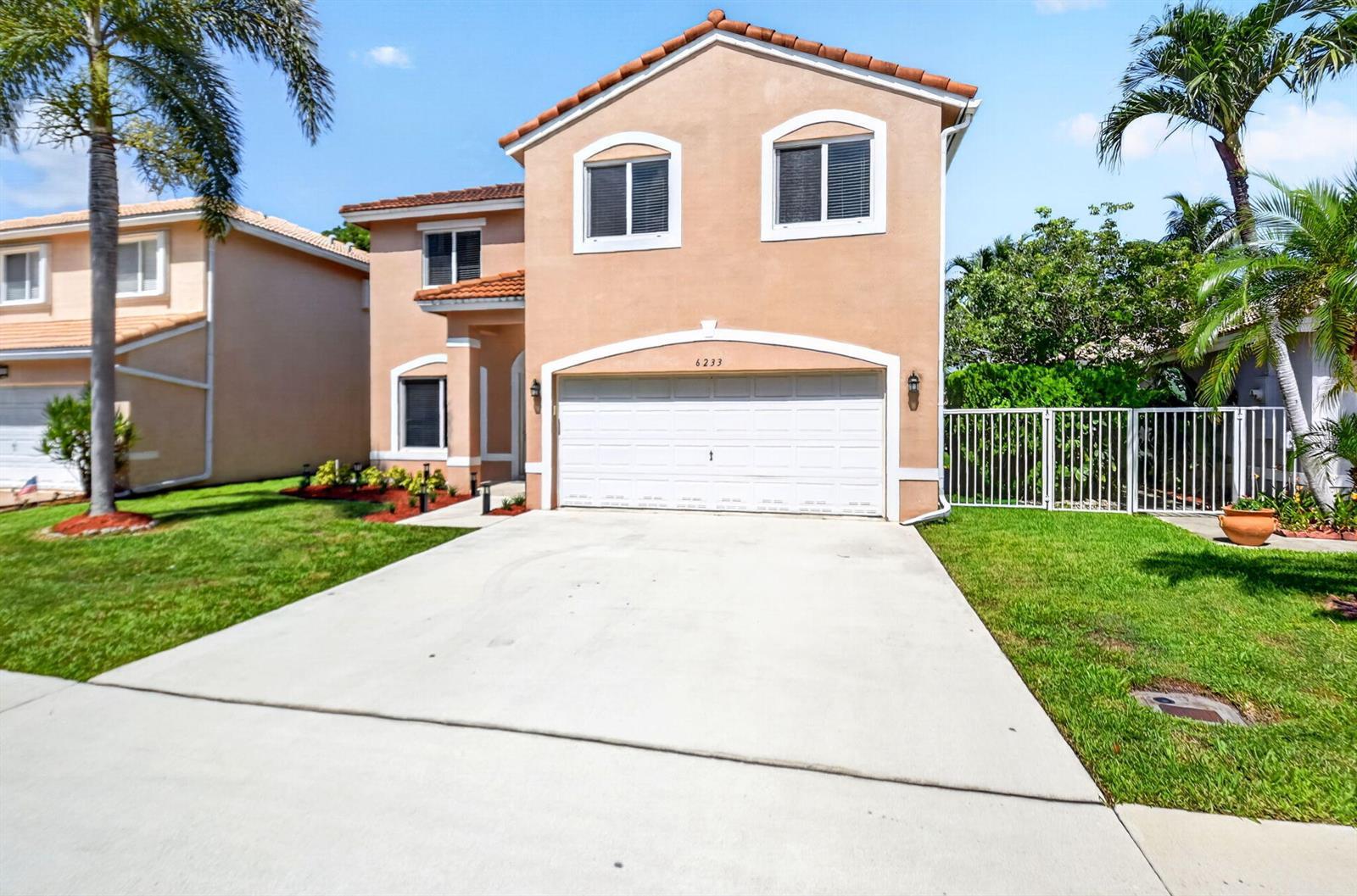 6233 WILLOUGHBY Circle, Lake Worth FL 33463 photo 3