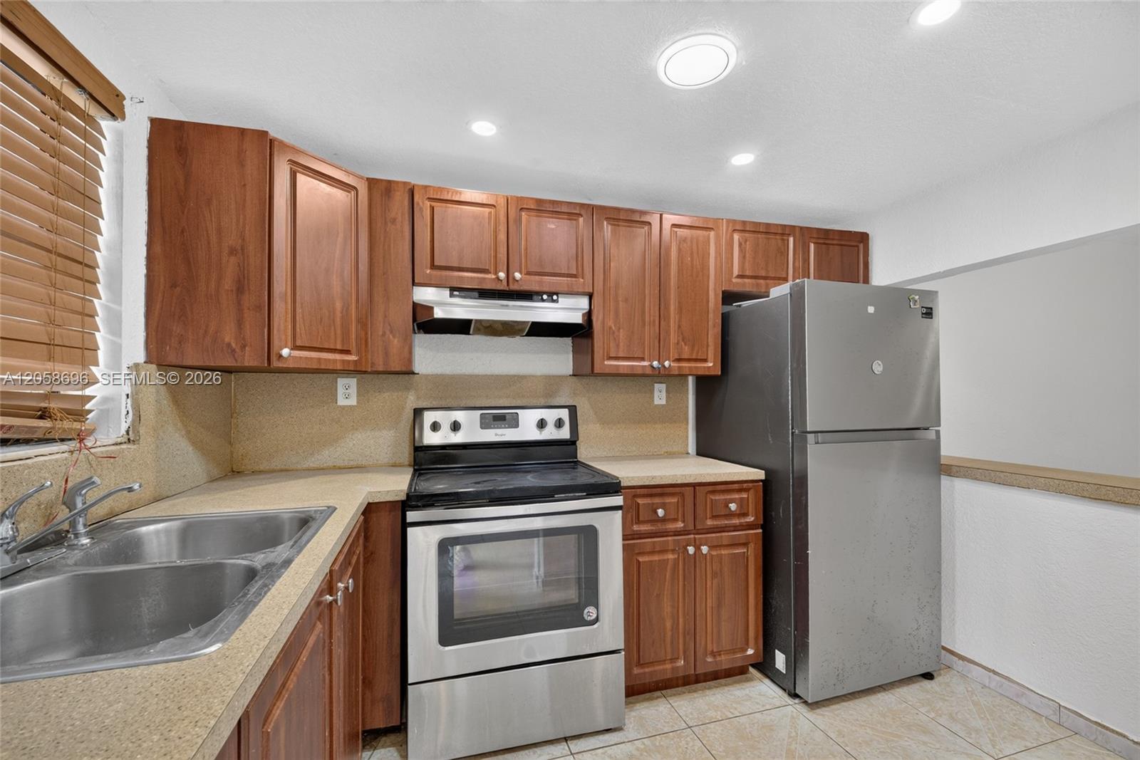 6001 Shakerwood Cir # 108, Tamarac FL 33319 photo 3