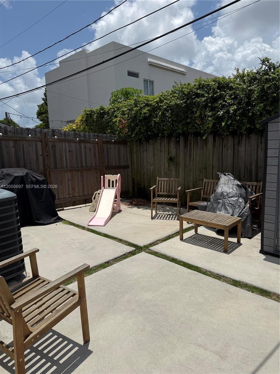 3662 SW 24th Ter # 3662, Miami FL 33145 photo 2