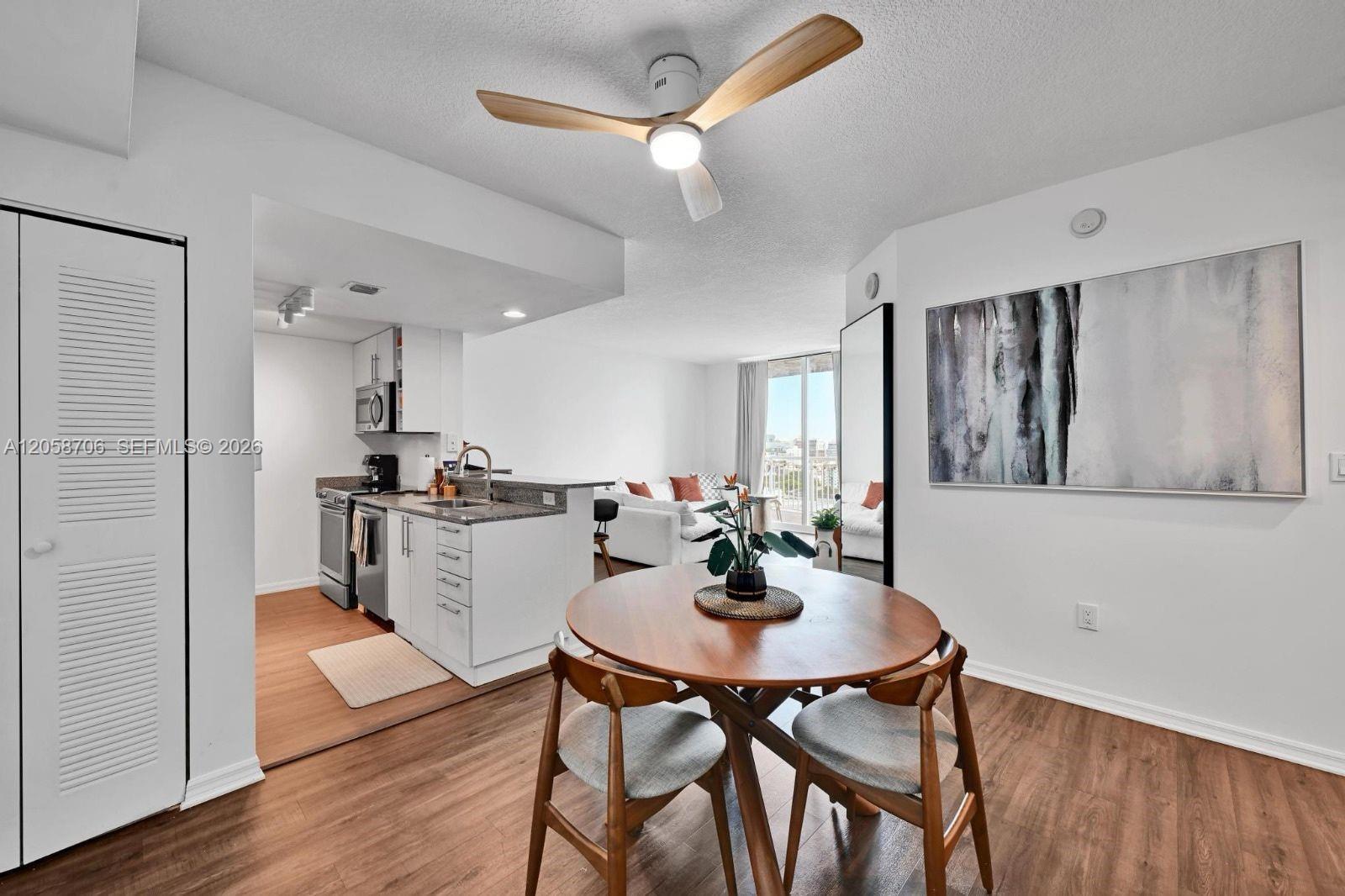 275 NE 18th St # 1809, Miami FL 33132