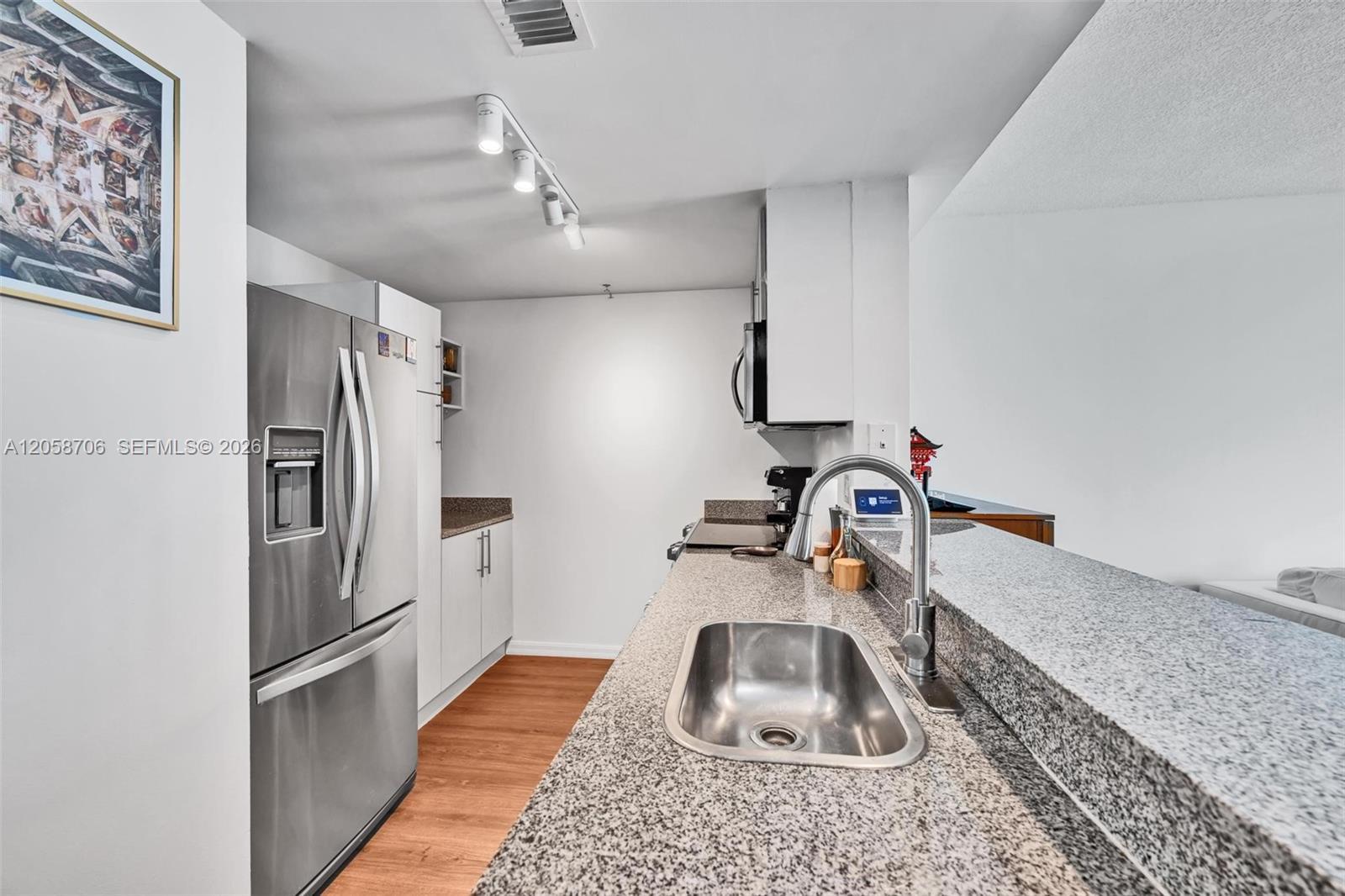 275 NE 18th St # 1809, Miami FL 33132 photo 5