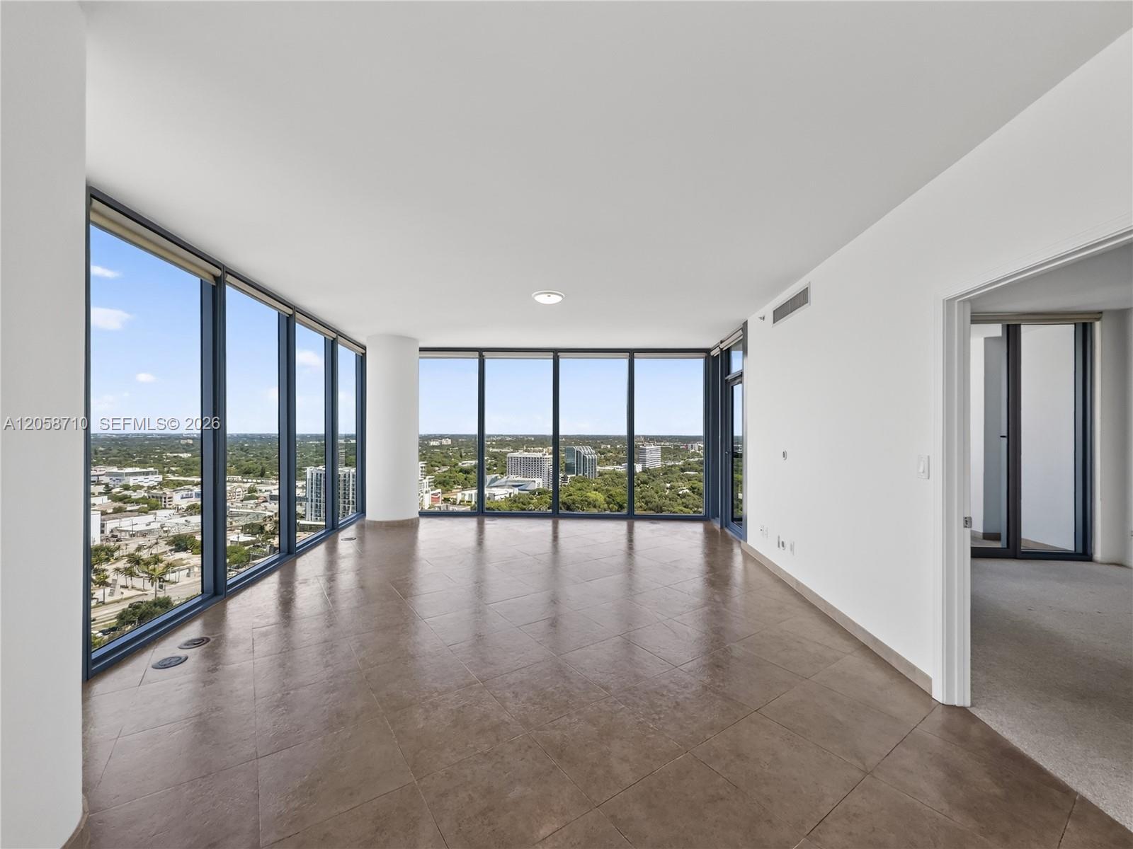601 NE 36th St # 2401, Miami FL 33137 photo 2
