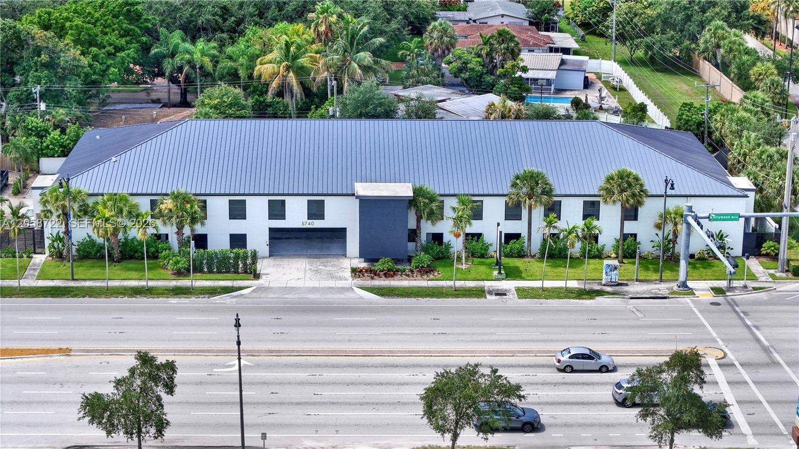 5740 Hollywood Blvd, Hollywood FL 33021