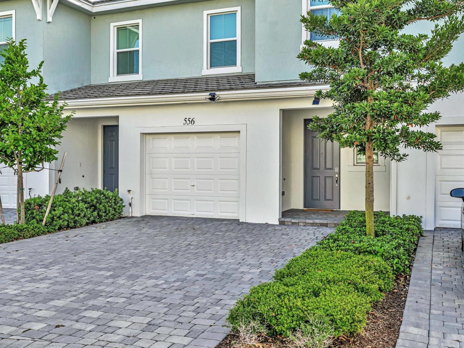 556 Sanderling Circle, Deerfield Beach FL 33442 photo 3