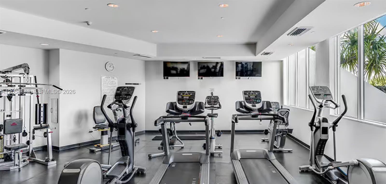 2475 Brickell Ave # 1609, Miami FL 33129 photo 3