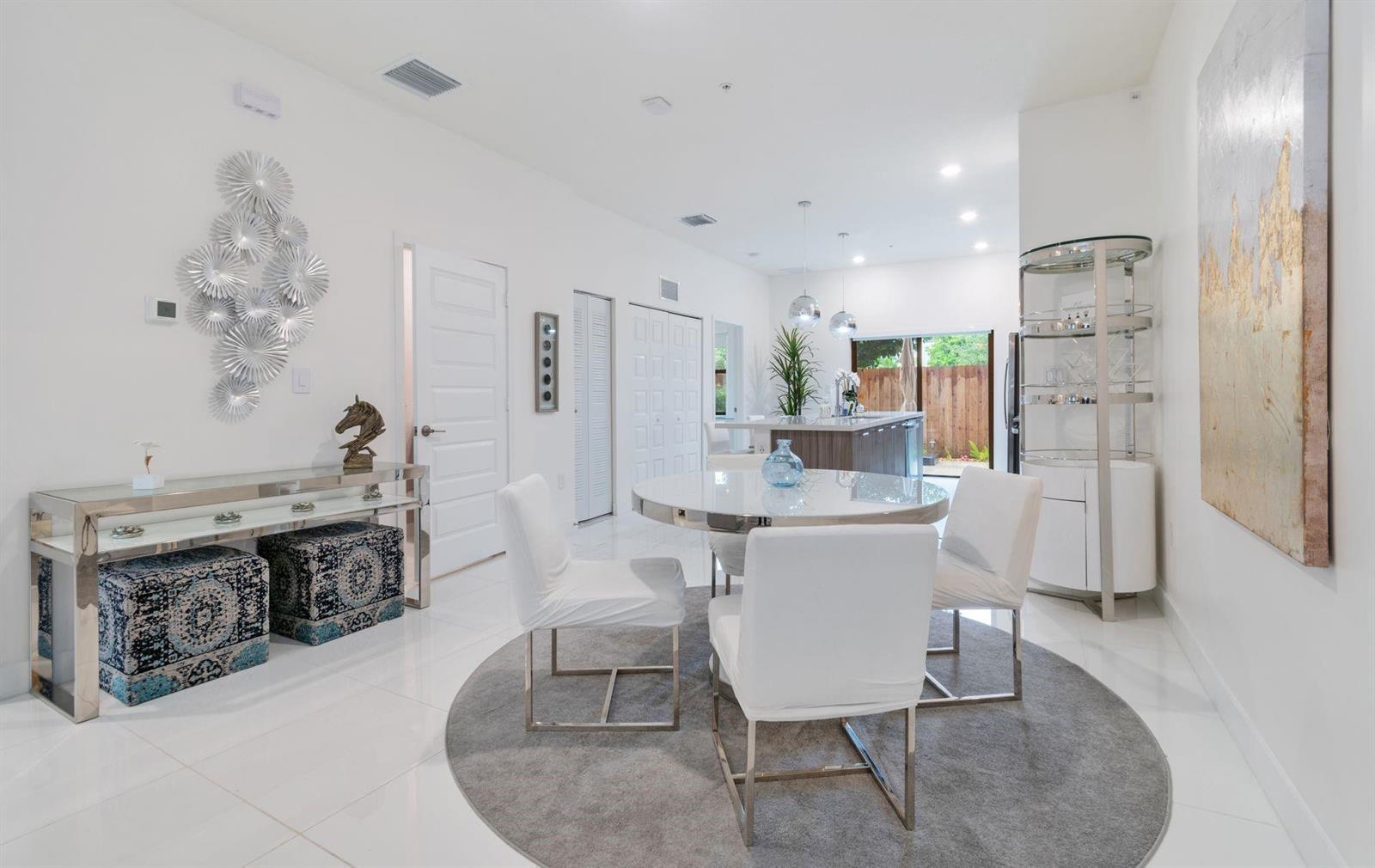 8045 NW 104th Avenue Unit 7, Doral FL 33178 photo 5