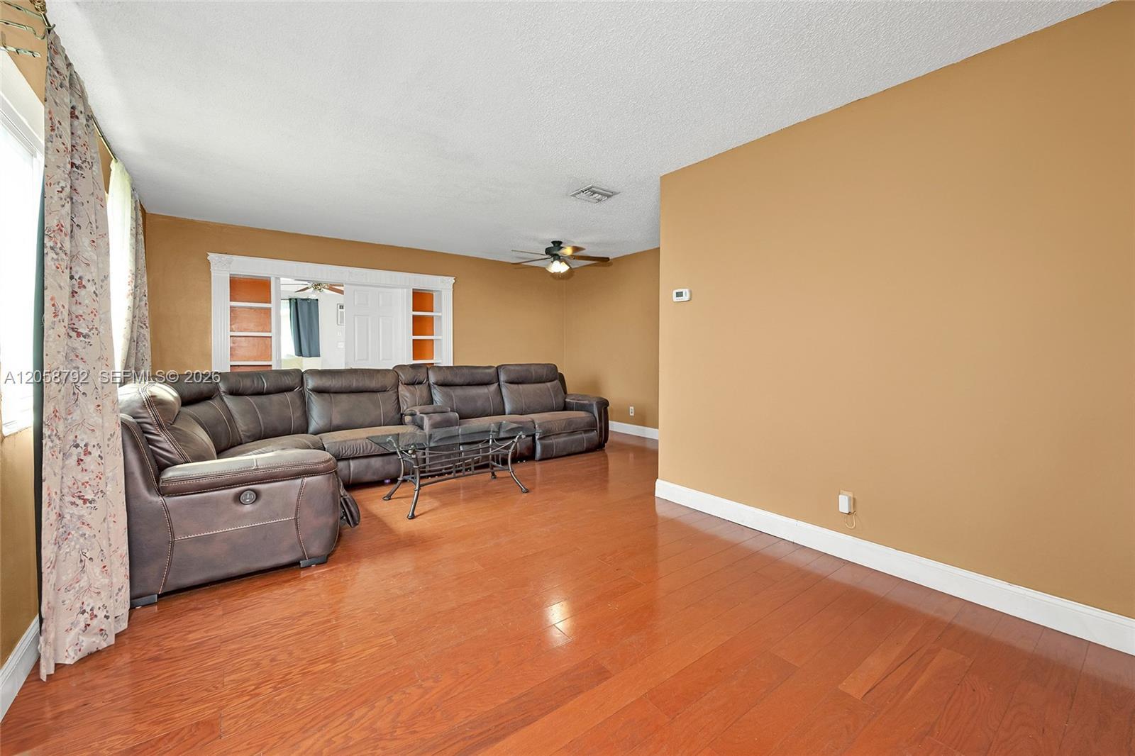 220 SW 65th Ave, Pembroke Pines FL 33023 photo 5