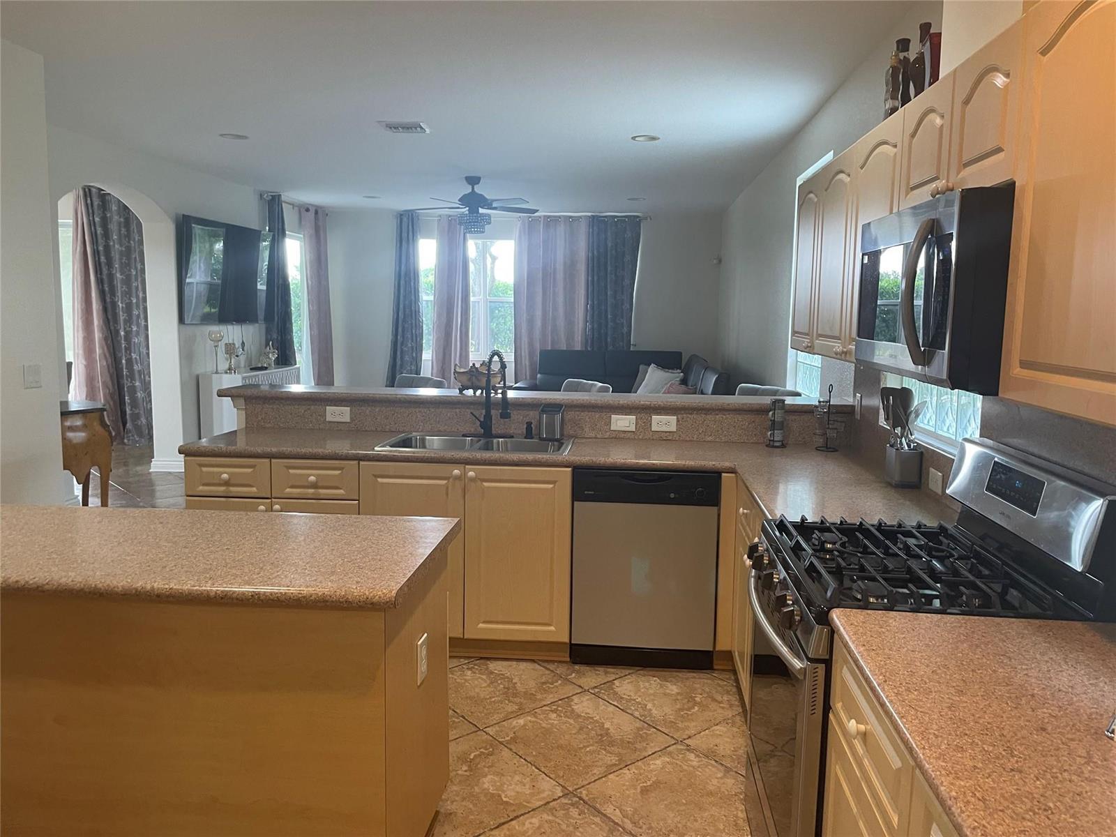 10690 Old Hammock Way, Wellington FL 33414 photo 2