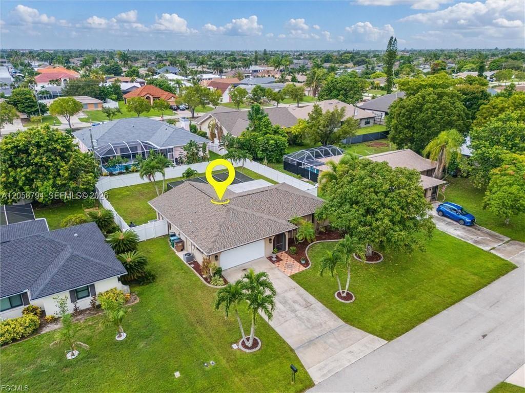 2008 SE 8th Ter, Cape Coral FL 33990 photo 3
