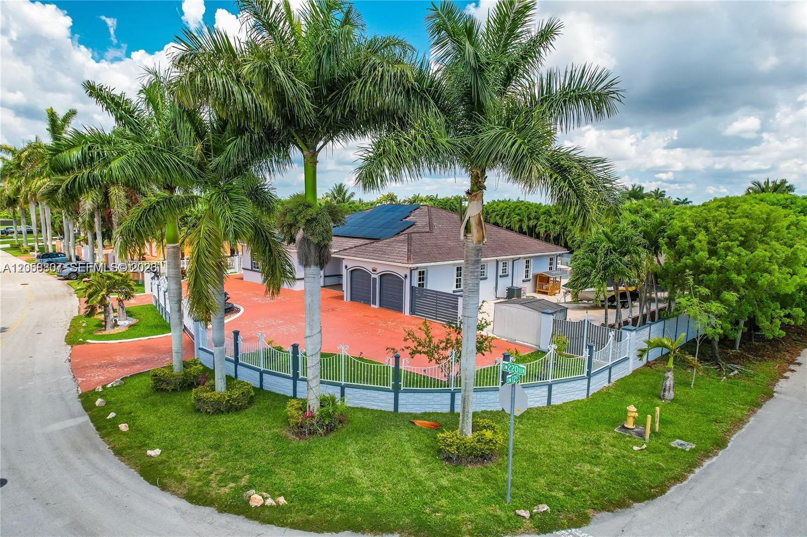 12969 SW 220th Ter, Miami FL 33170 photo 2