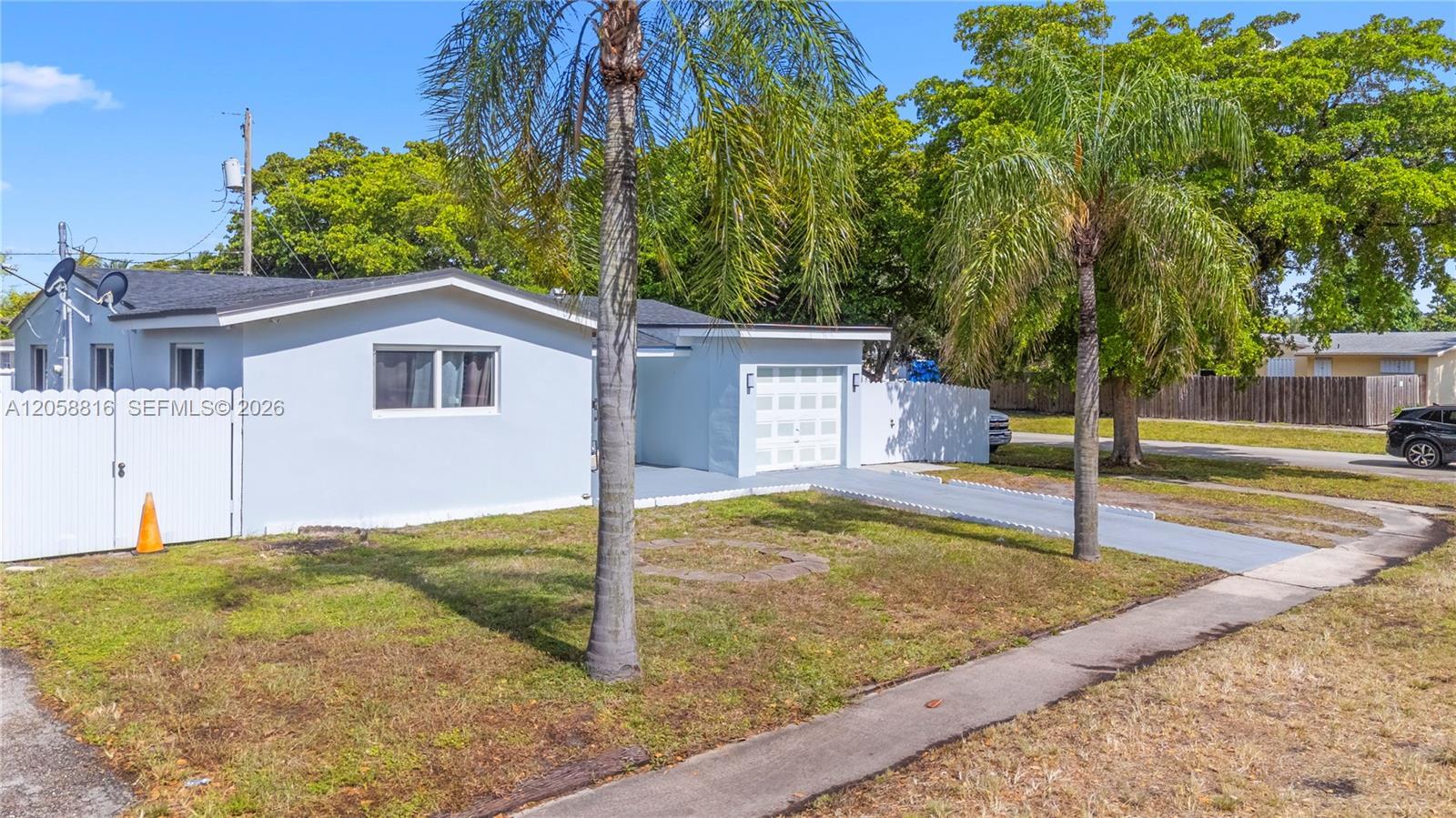 840 N 70th Way, Hollywood FL 33024 photo 4