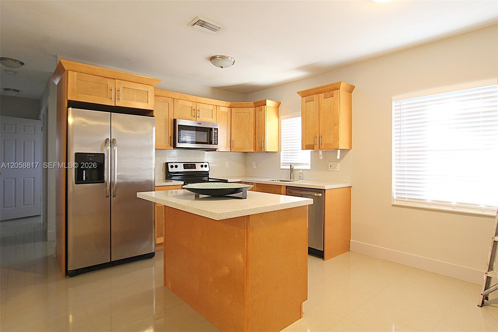 14340 GRAVES DR, Miami FL 33176 photo 5