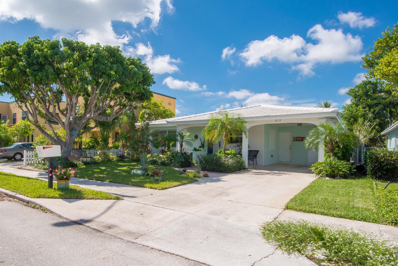 213 Fordham Drive, Lake Worth FL 33460 photo 2