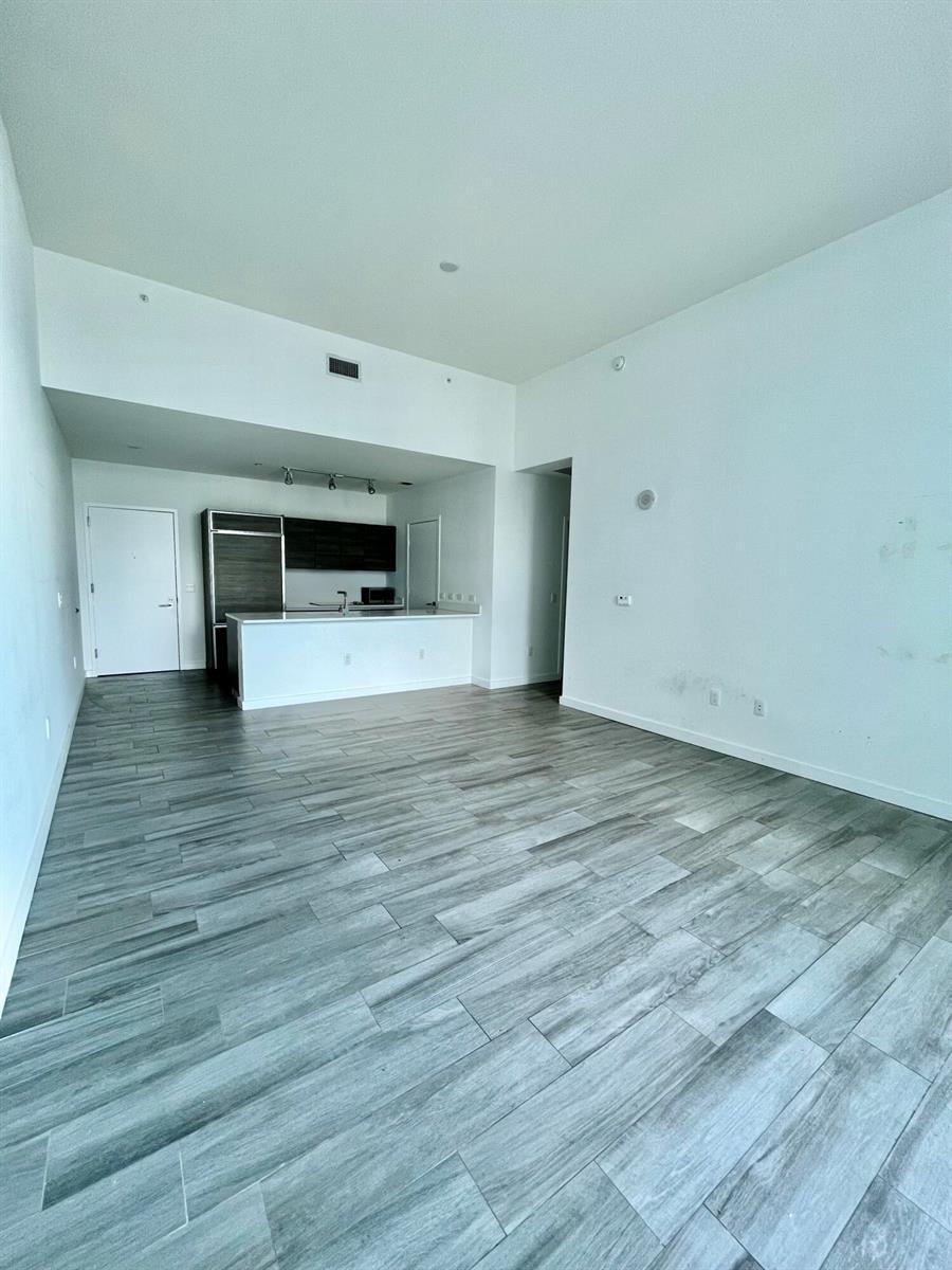 1100 S MIAMI Avenue # 4209, Miami FL 33130 photo 4
