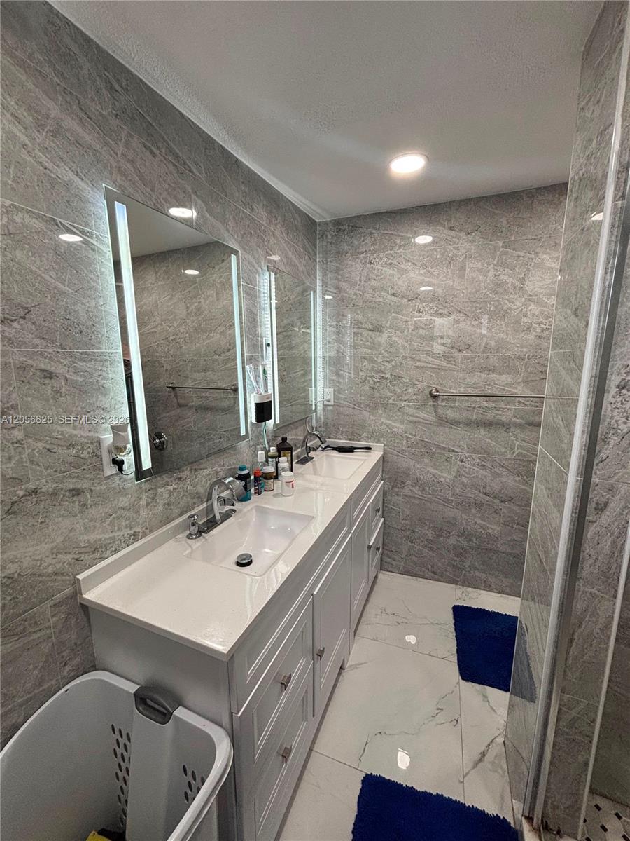 2855 NW 163rd St, Miami Gardens FL 33054 photo 4
