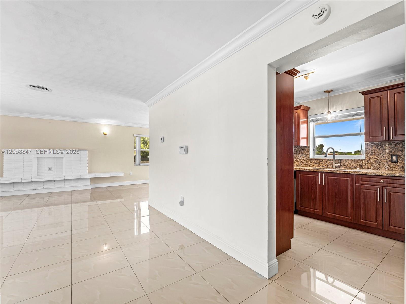 2045 NW 115th St, Miami FL 33167 photo 2
