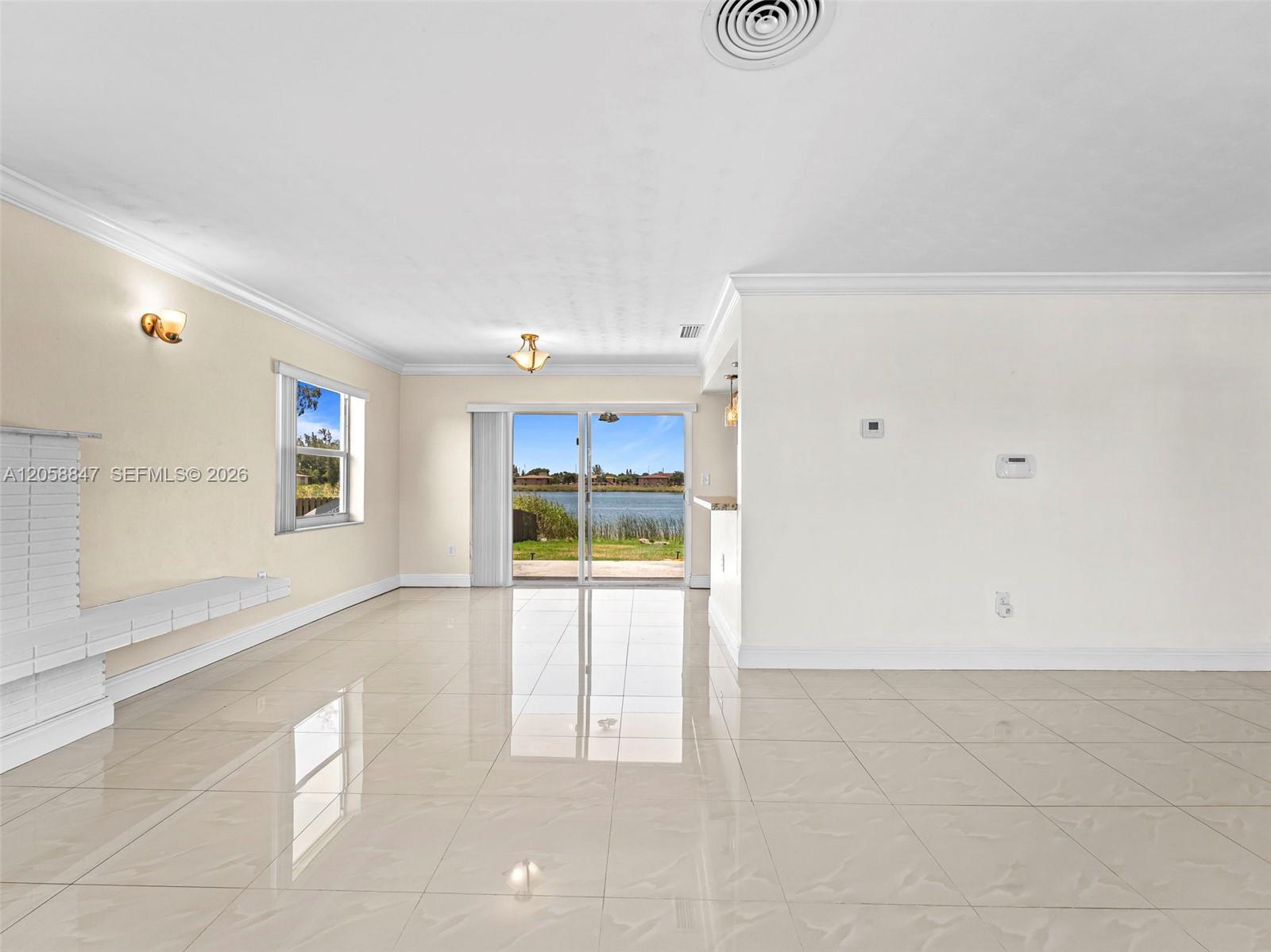 2045 NW 115th St, Miami FL 33167 photo 5