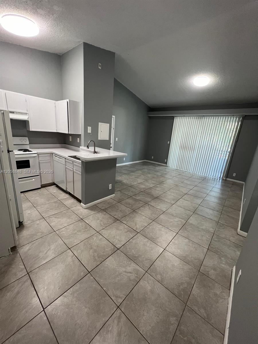 631 Lyons Rd # 12201, Coconut Creek FL 33063 photo 3