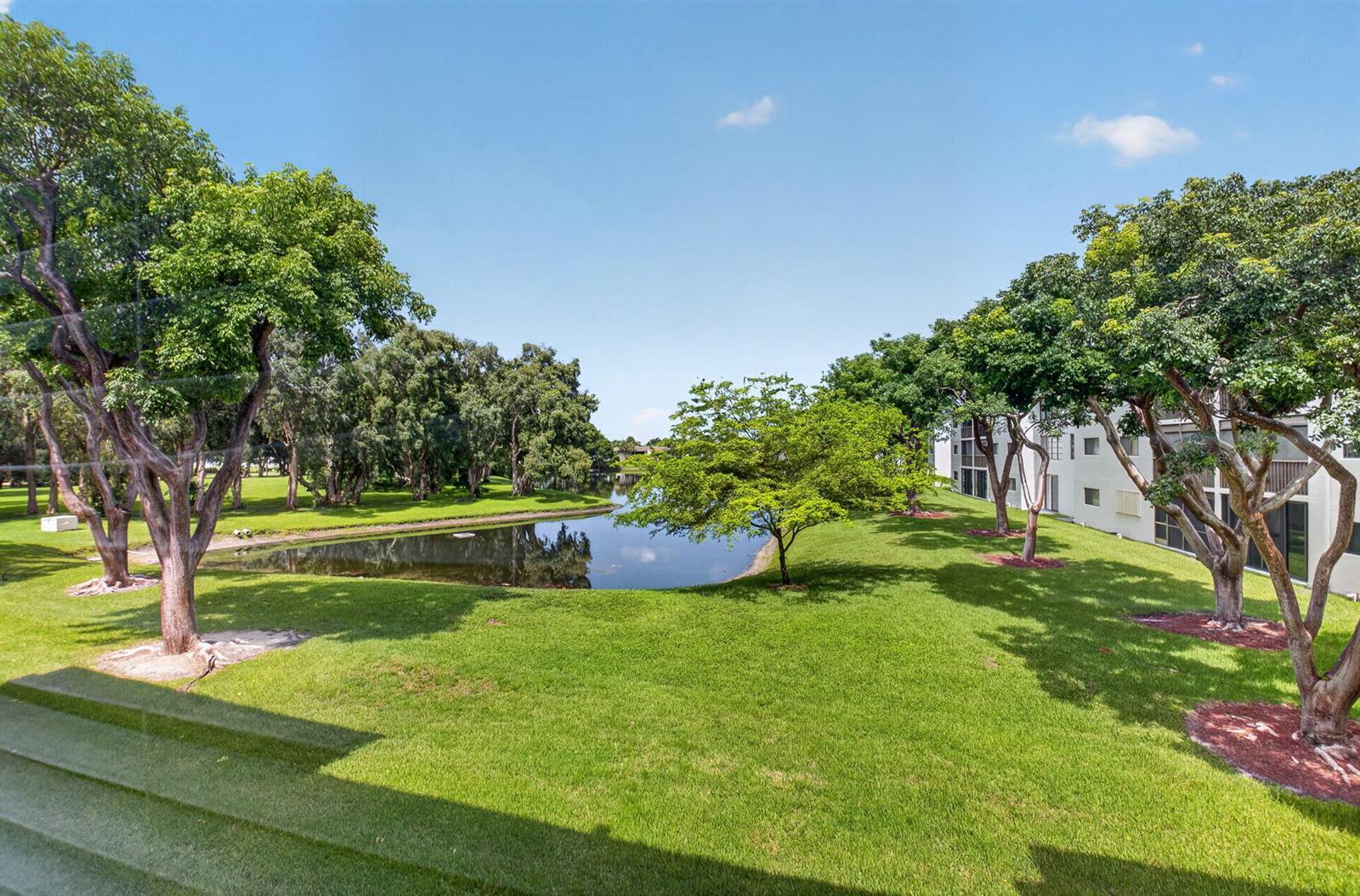 15075 WITNEY Road # 212, Delray Beach FL 33484 photo 2
