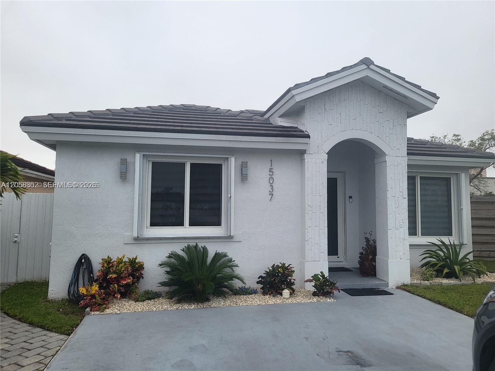15037 SW 138th Ter # 15037, Miami FL 33196 photo 2