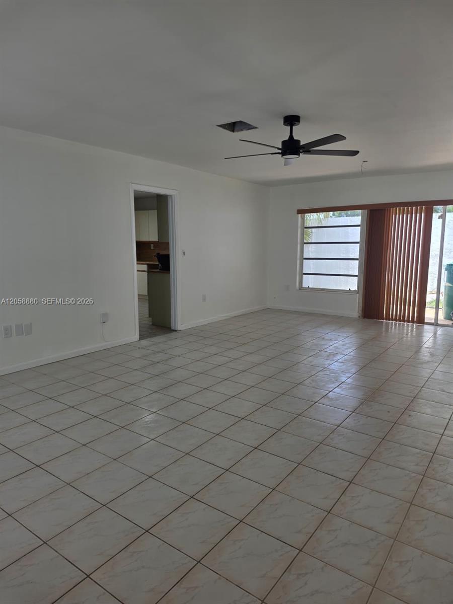 8404 SW 102nd Pl, Miami FL 33173 photo 5