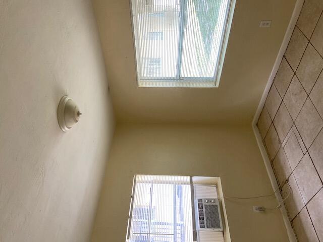 709 11TH Street # 2, West Palm Beach FL 33401 photo 2