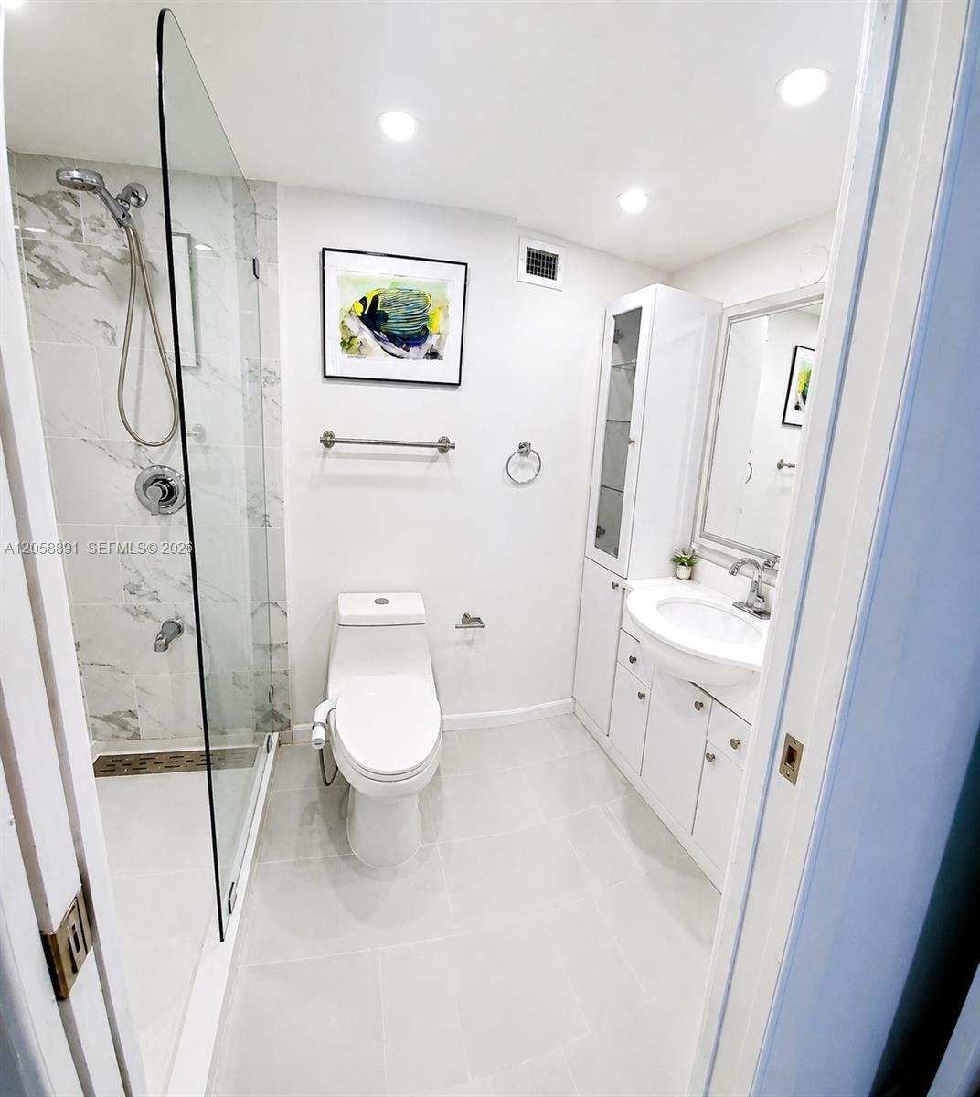 2655 E Collins Ave # 2306, Miami Beach FL 33140 photo 5