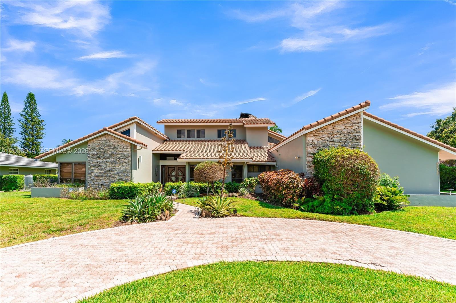 12731 NW 1st St, Plantation FL 33325 photo 2