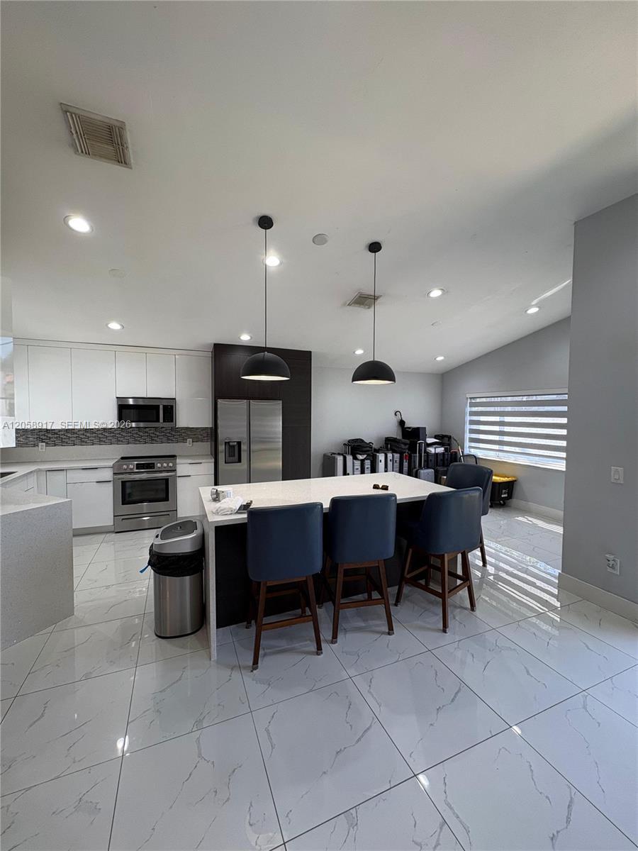 1970 NW 178th Ter # 1, Pembroke Pines FL 33029 photo 2