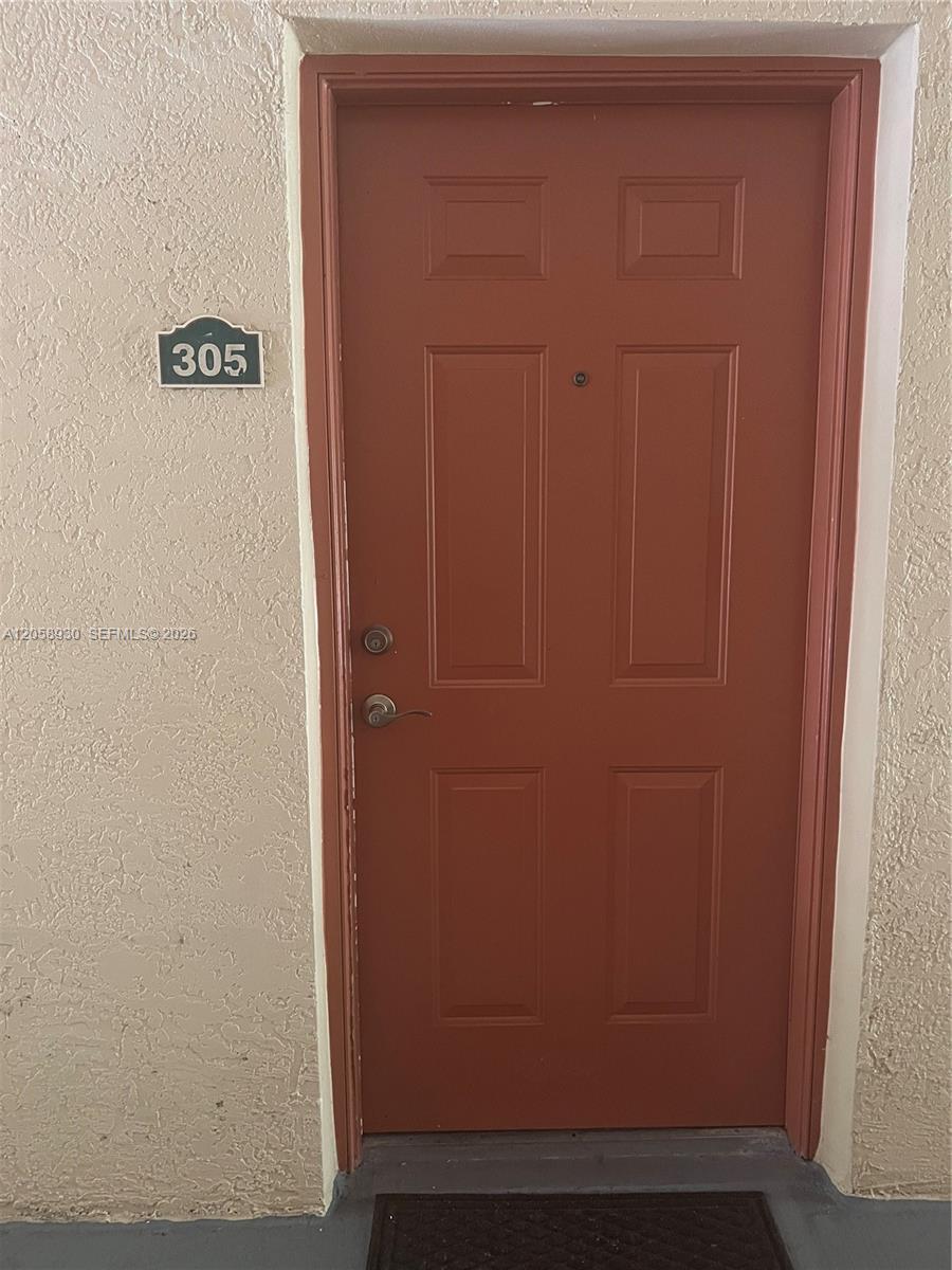 2427 Centergate Dr # 305, Miramar FL 33025 photo 2