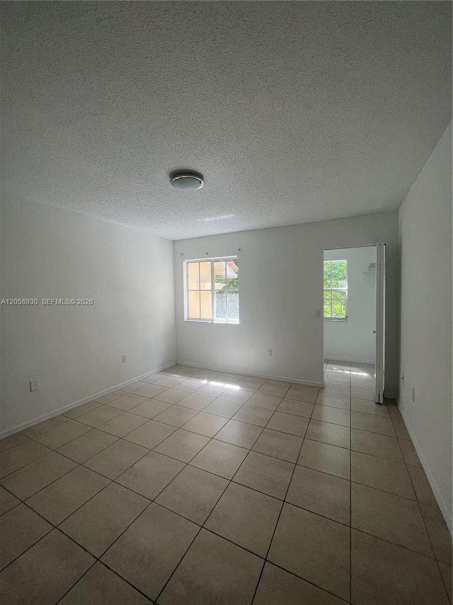 2427 Centergate Dr # 305, Miramar FL 33025 photo 4