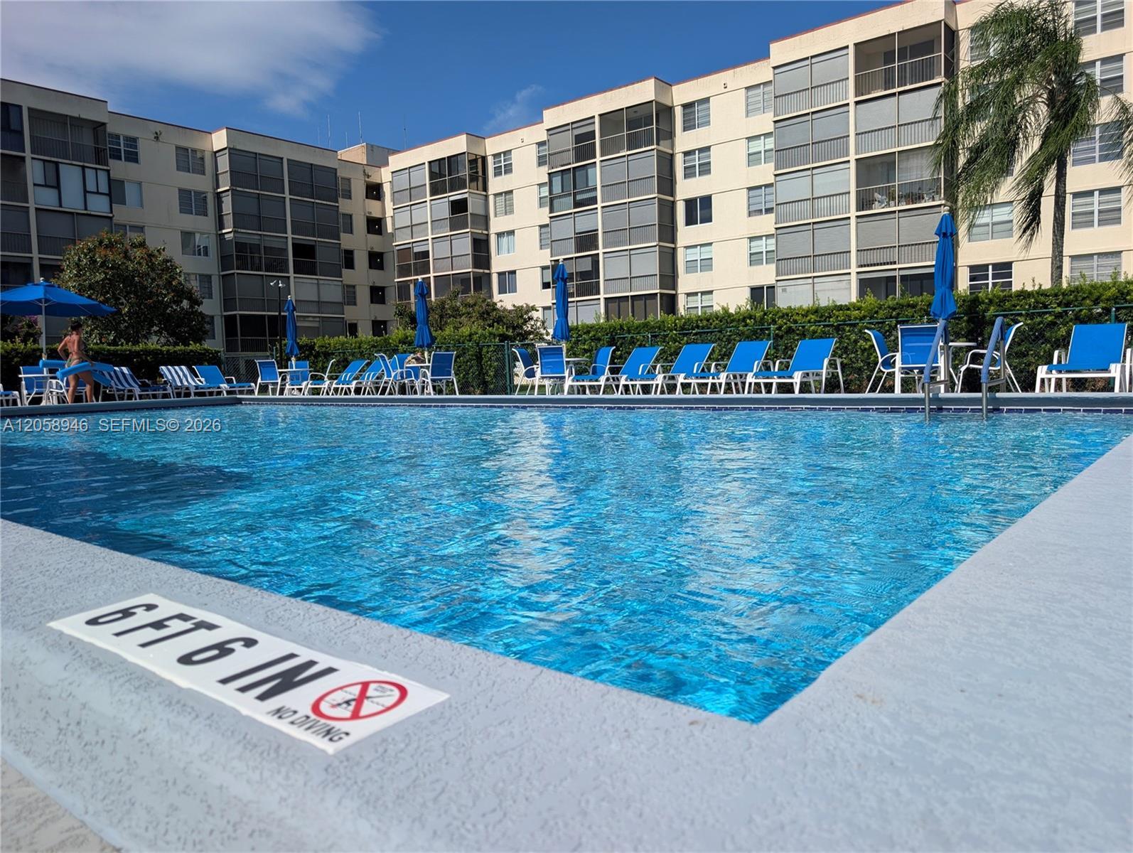 820 S Hollybrook Dr # 303, Pembroke Pines FL 33025
