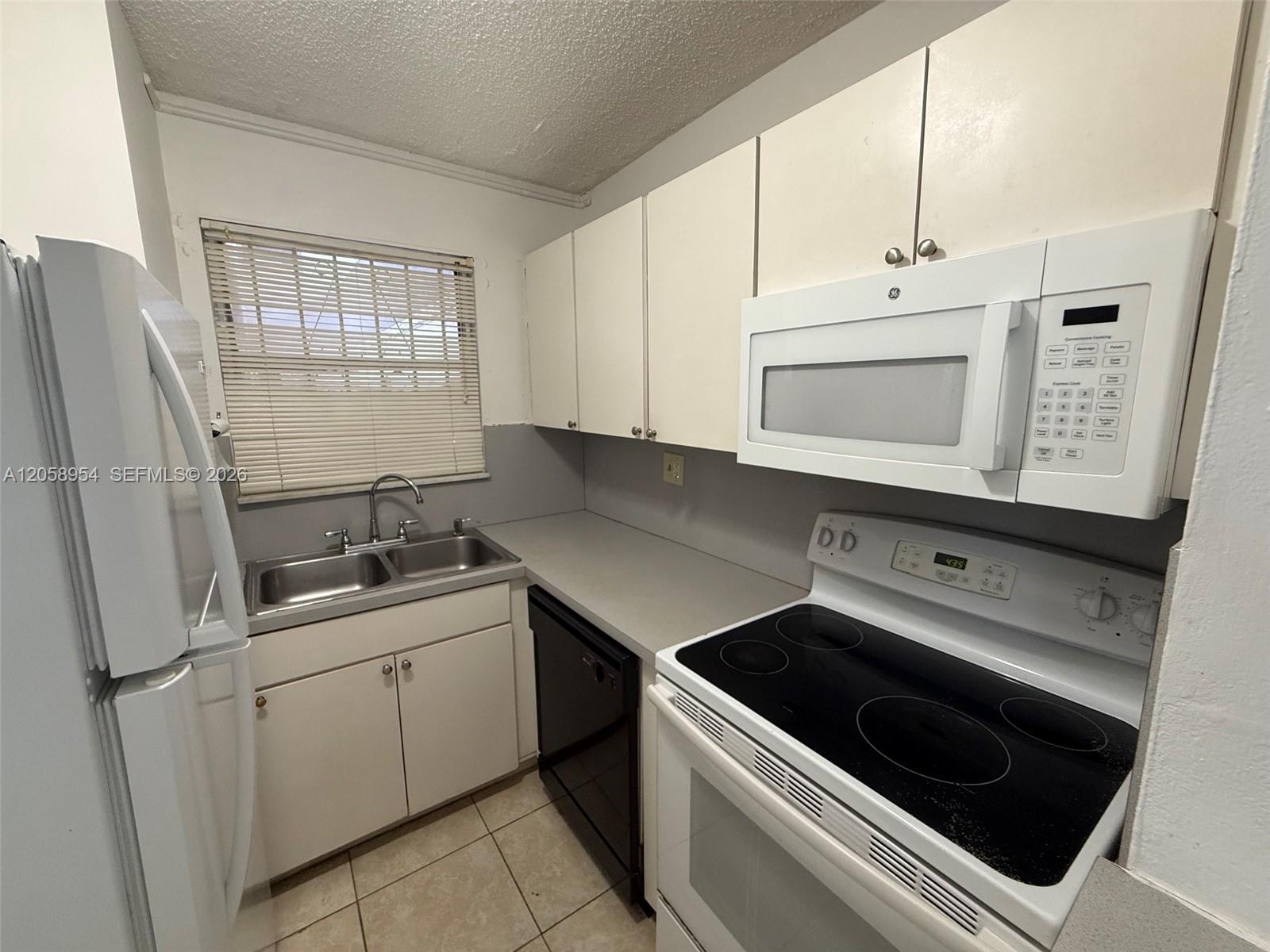 8841 W Flagler St # 202, Miami FL 33174 photo 2