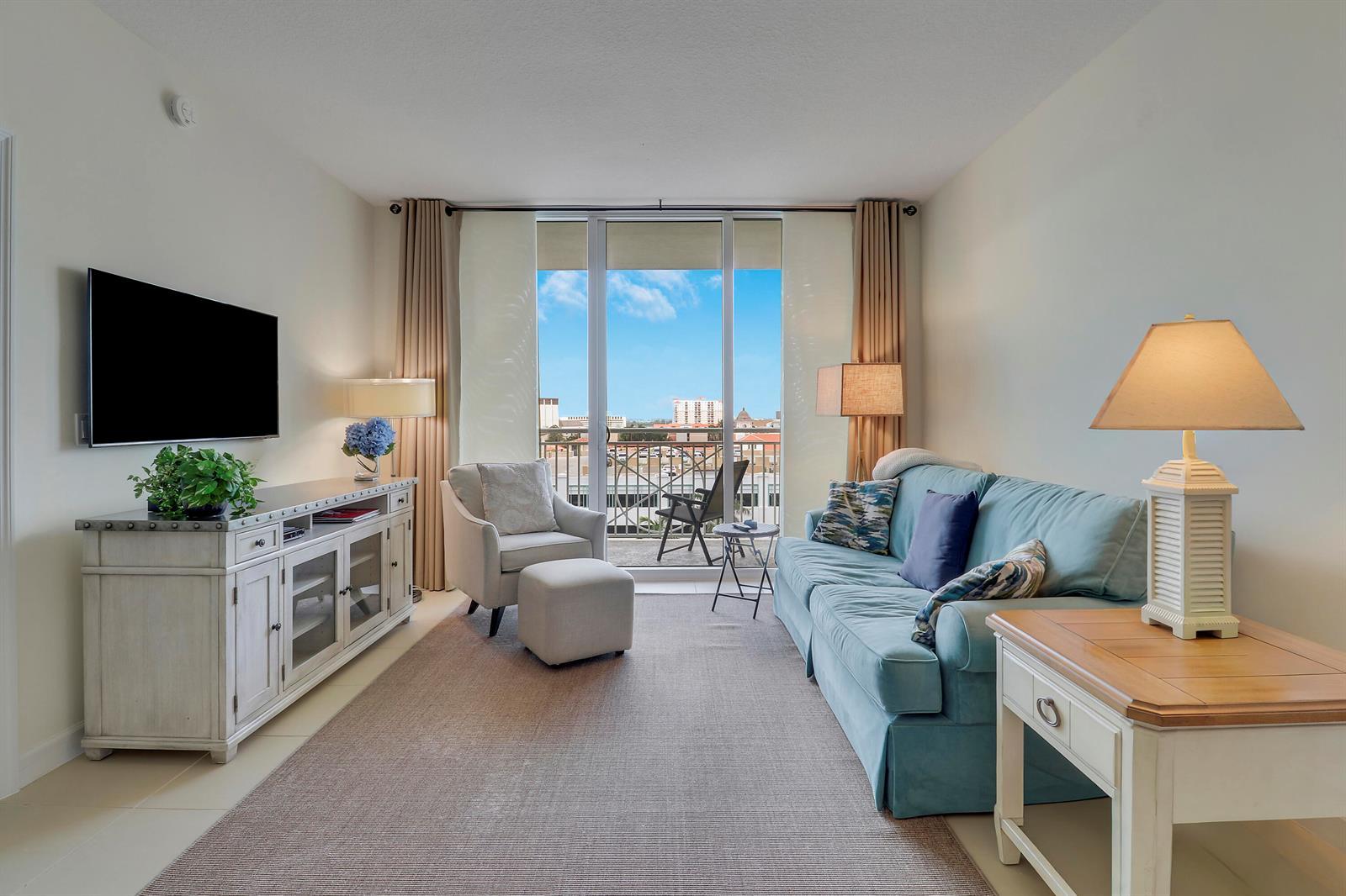 480 Hibiscus Street # 821, West Palm Beach FL 33401