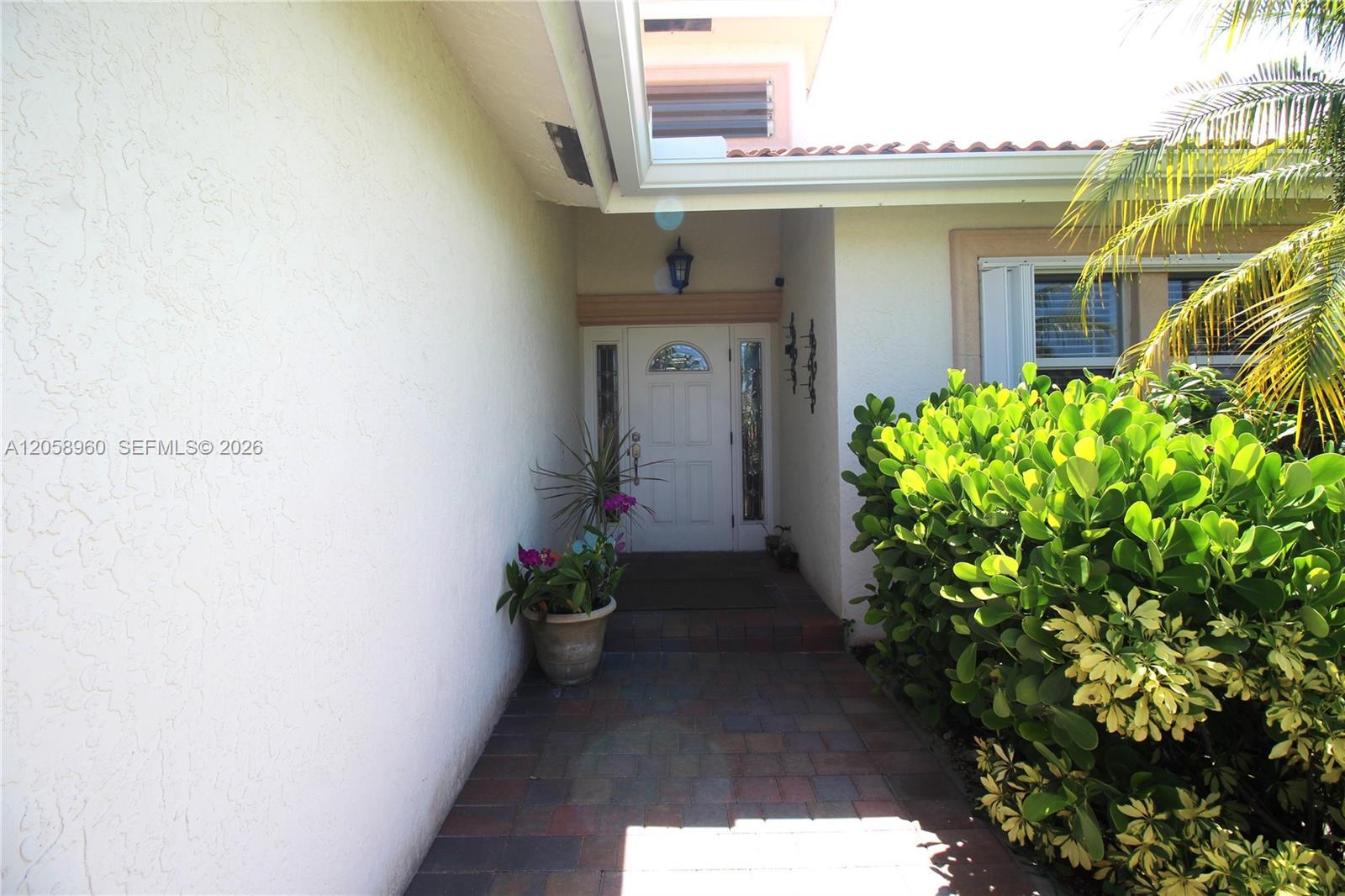 6486 Woodbury Rd, Boca Raton FL 33433 photo 2