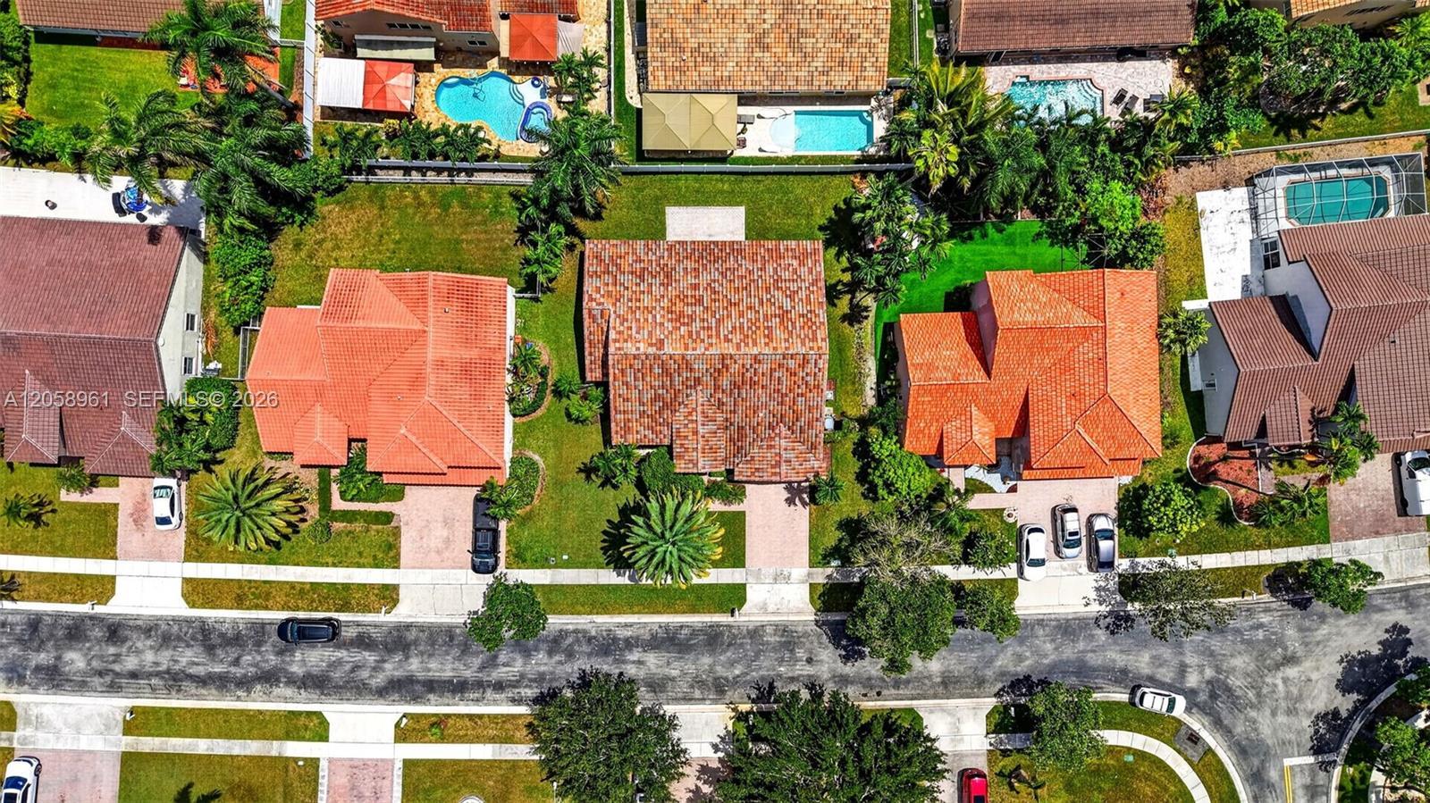19352 NW 11th St, Pembroke Pines FL 33029 photo 4