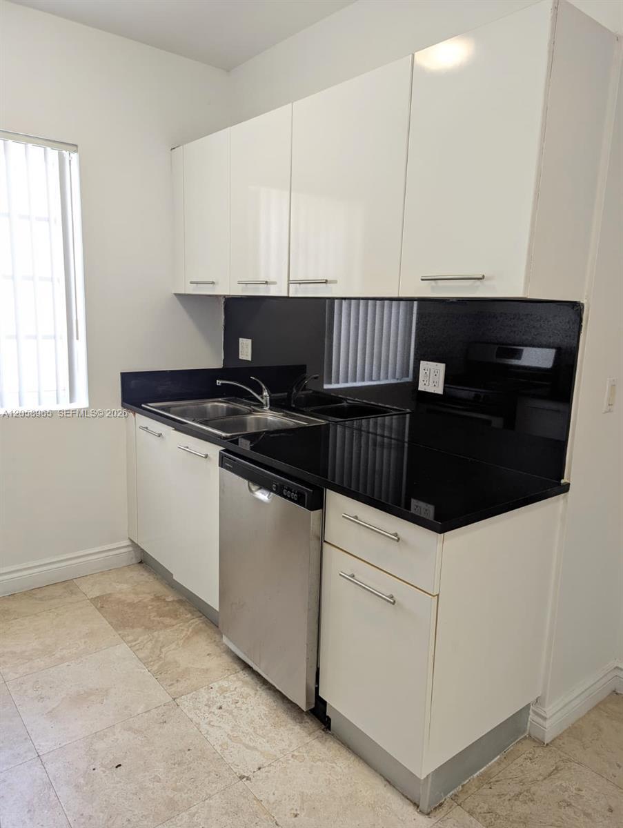 1932 Michigan Ave # 5, Miami Beach FL 33139 photo 5
