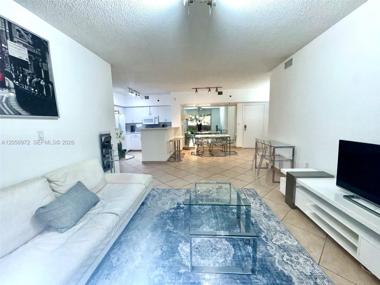 Aventura, FL 33180 photo 4