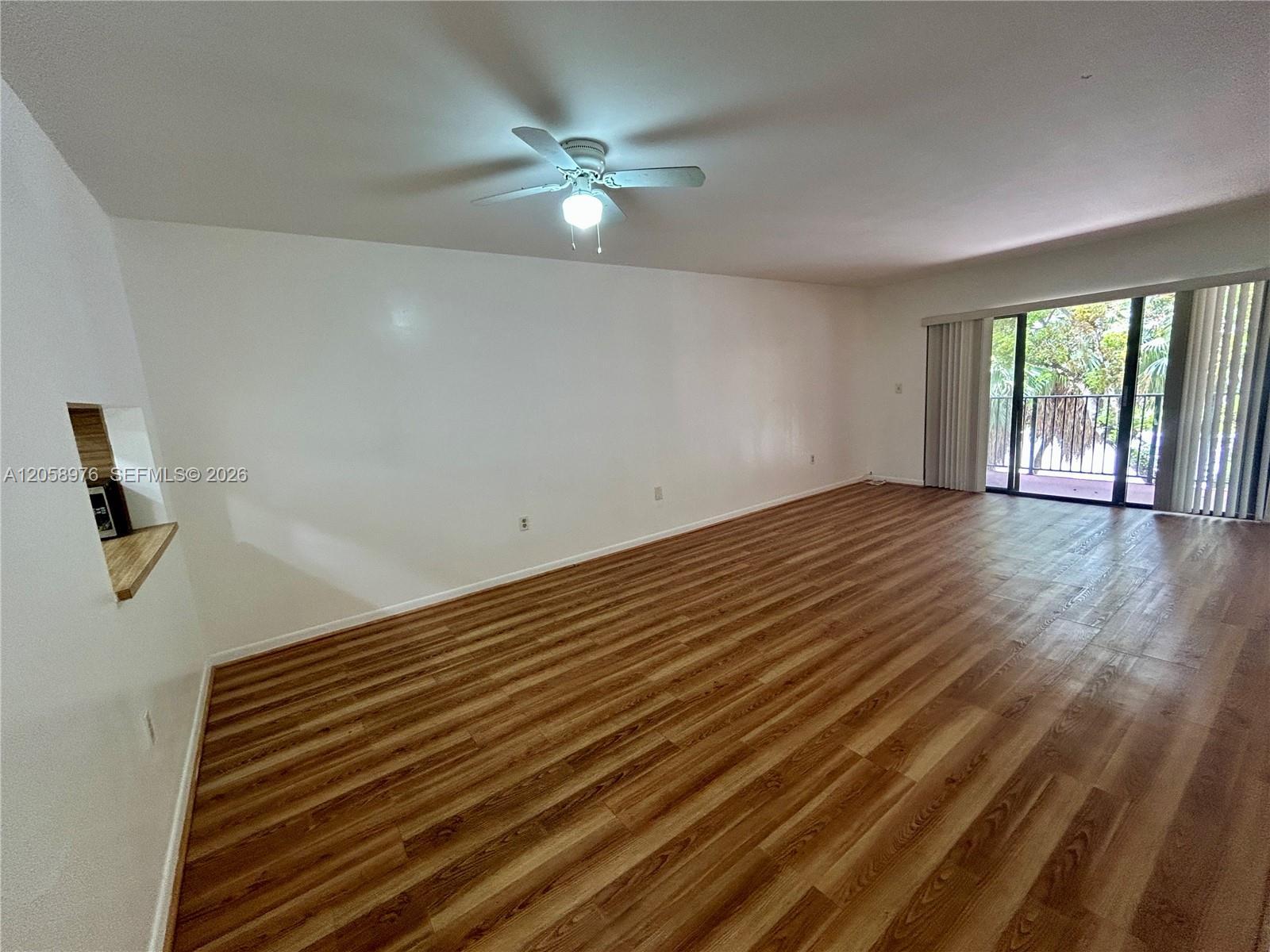 210 W Park Dr # 2, Miami FL 33172 photo 3