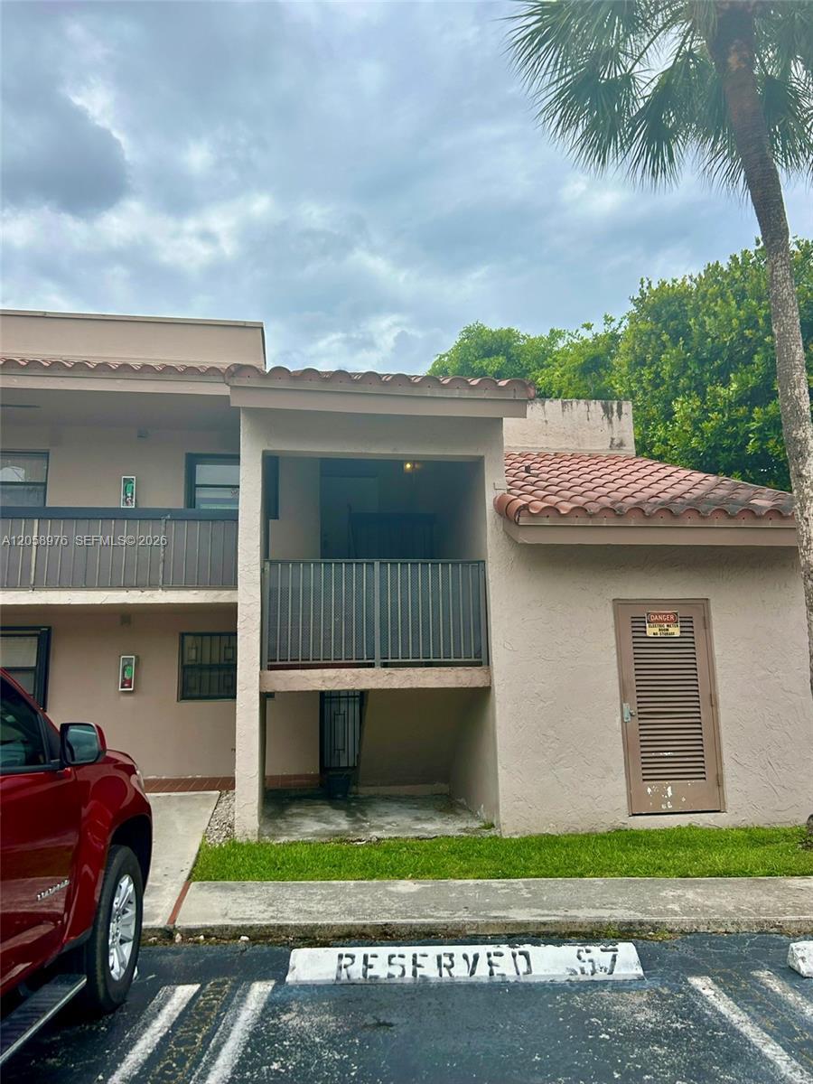 210 W Park Dr # 2, Miami FL 33172