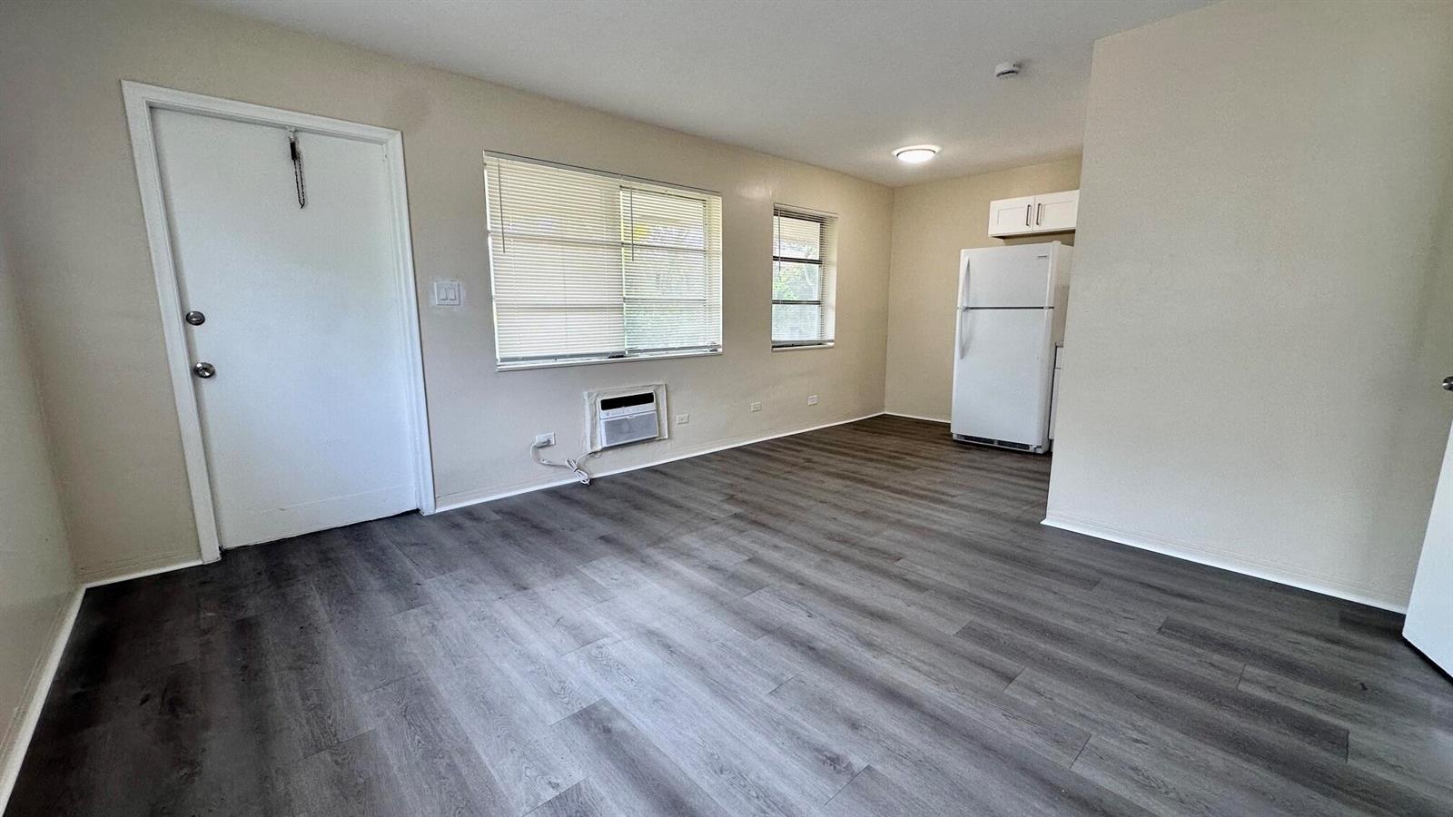 417 SE 12th Court # 8, Fort Lauderdale FL 33316 photo 2